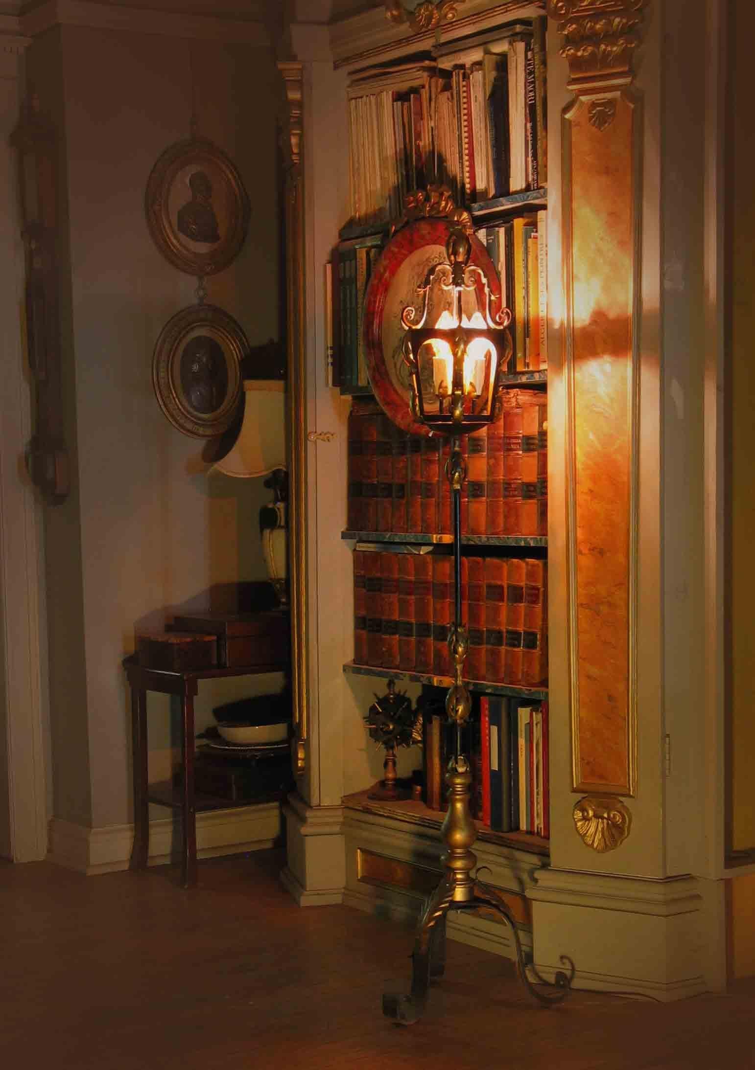 Gilt Venetian Style Tole and Wrought Iron Lantern Floor Lamp, circa 1930