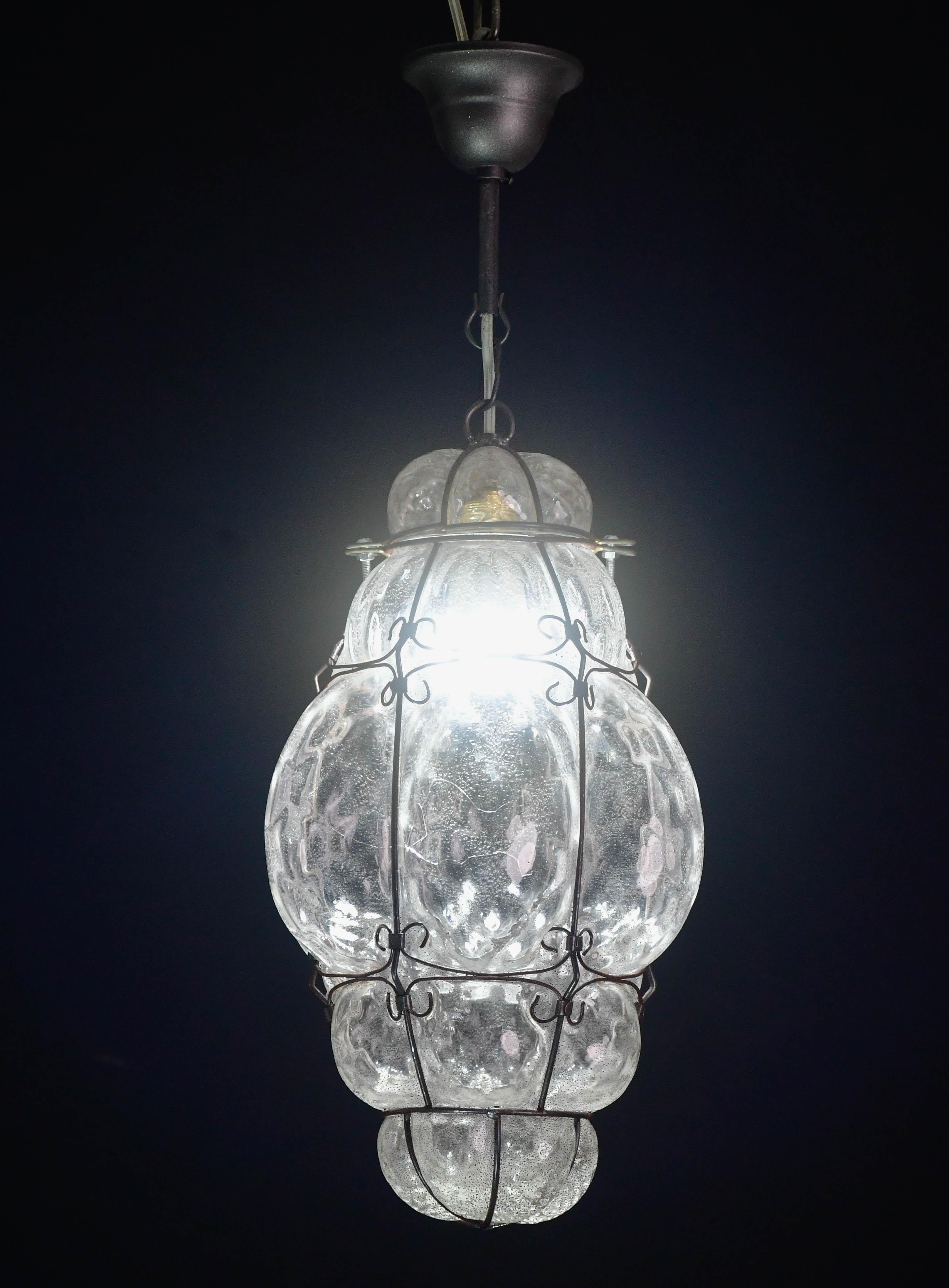 A beautiful lights for hallways, entrances and living rooms.

As always, these beautiful lanterns create their own magic and show incredible craftsmanship.

The lantern is composed of mesh patterned glass, blown inside a wire cage, with a vintage