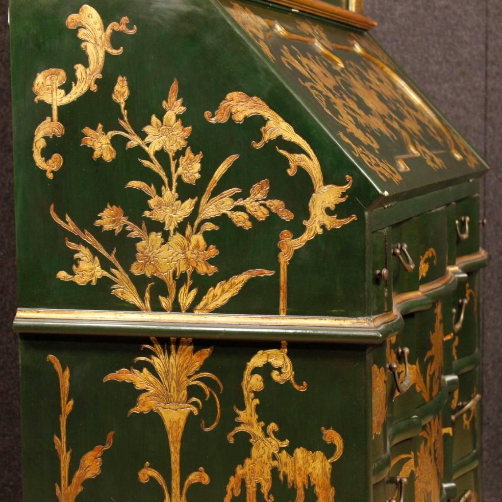 Venetian Trumeau in Lacquered and Gilt Wood from 20th Century In Good Condition In Vicoforte, Piedmont