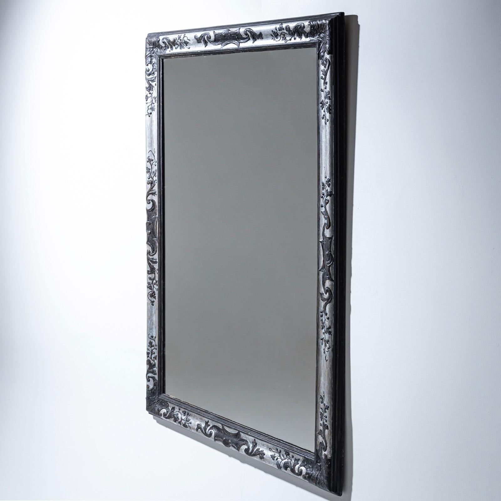italien Miroir mural vénitien, XVIIIe siècle en vente