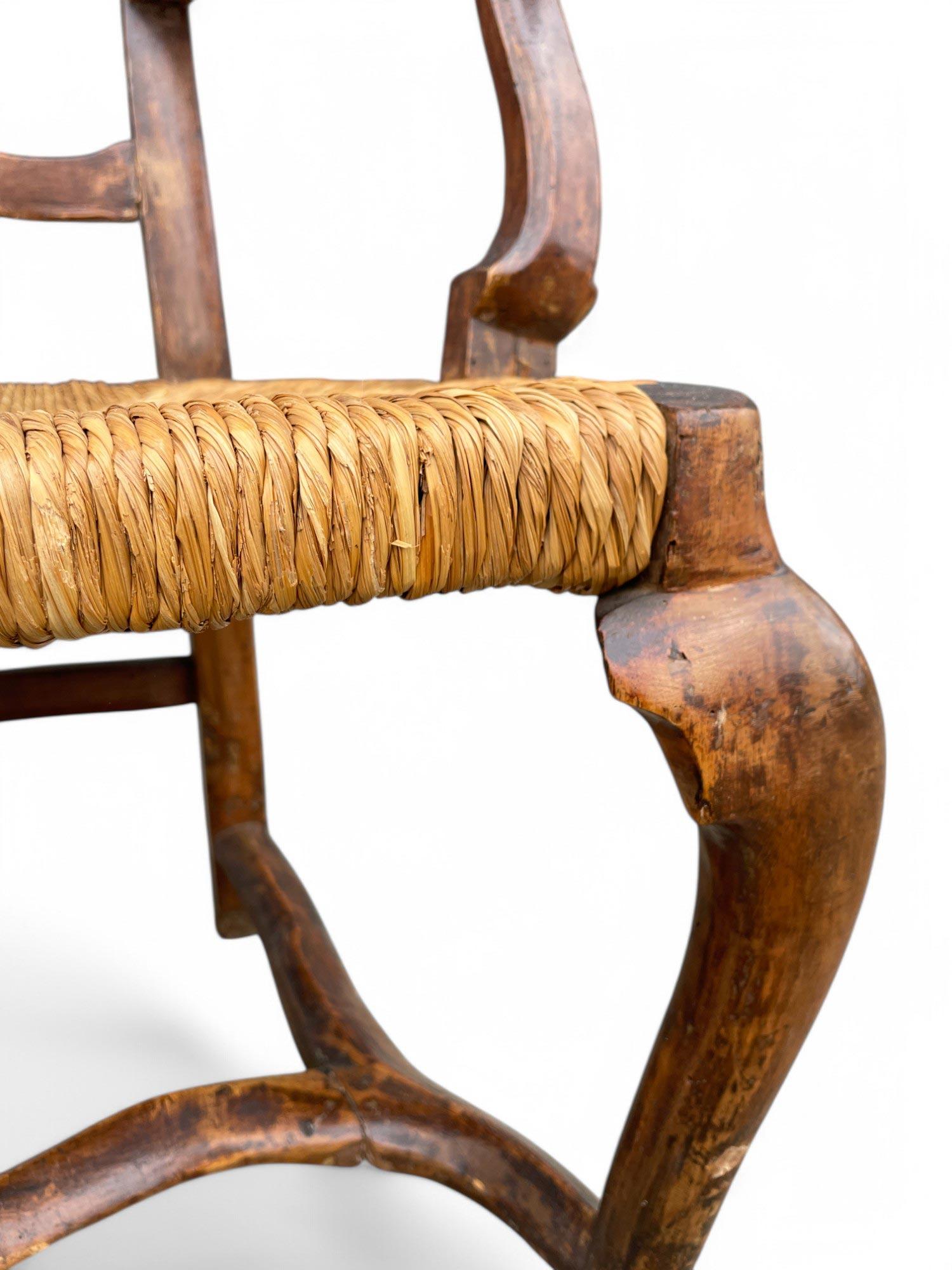 Sillón de nogal veneciano, Luis XV en venta 7