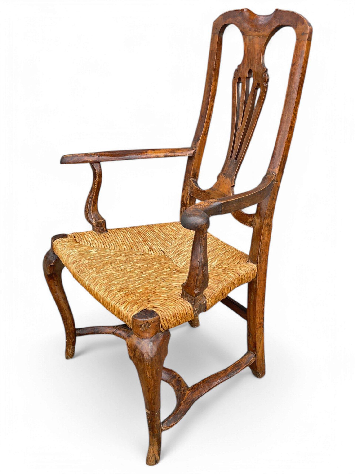 Sillón de nogal veneciano, Luis XV en venta 15