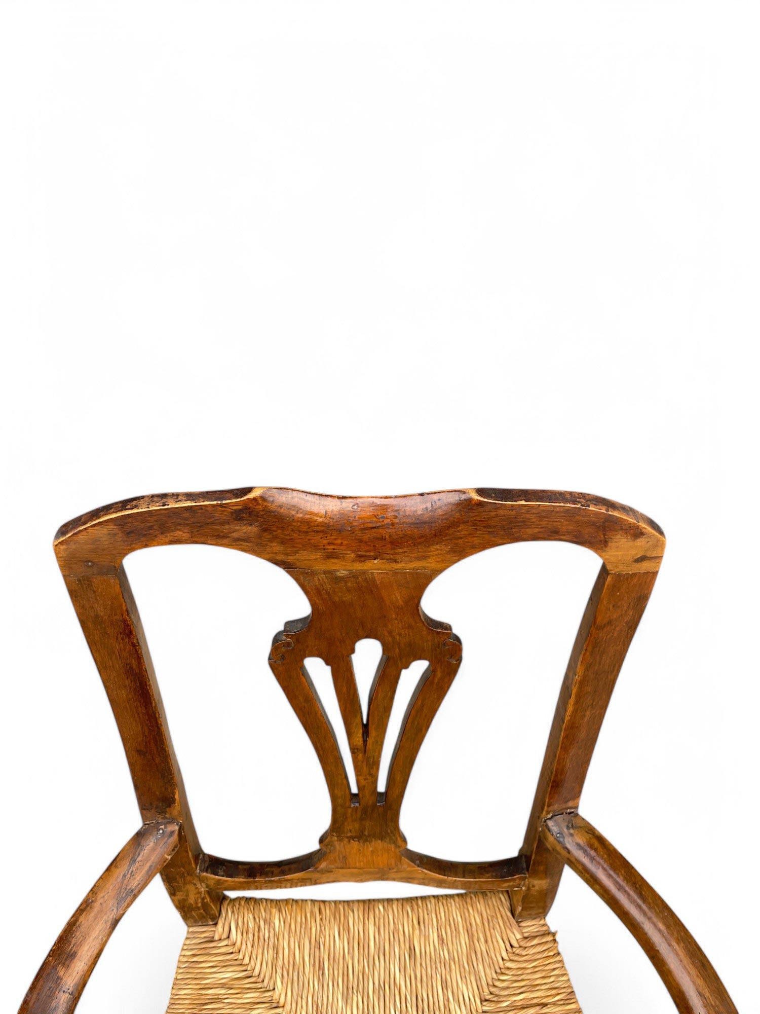 Sillón de nogal veneciano, Luis XV en venta 4