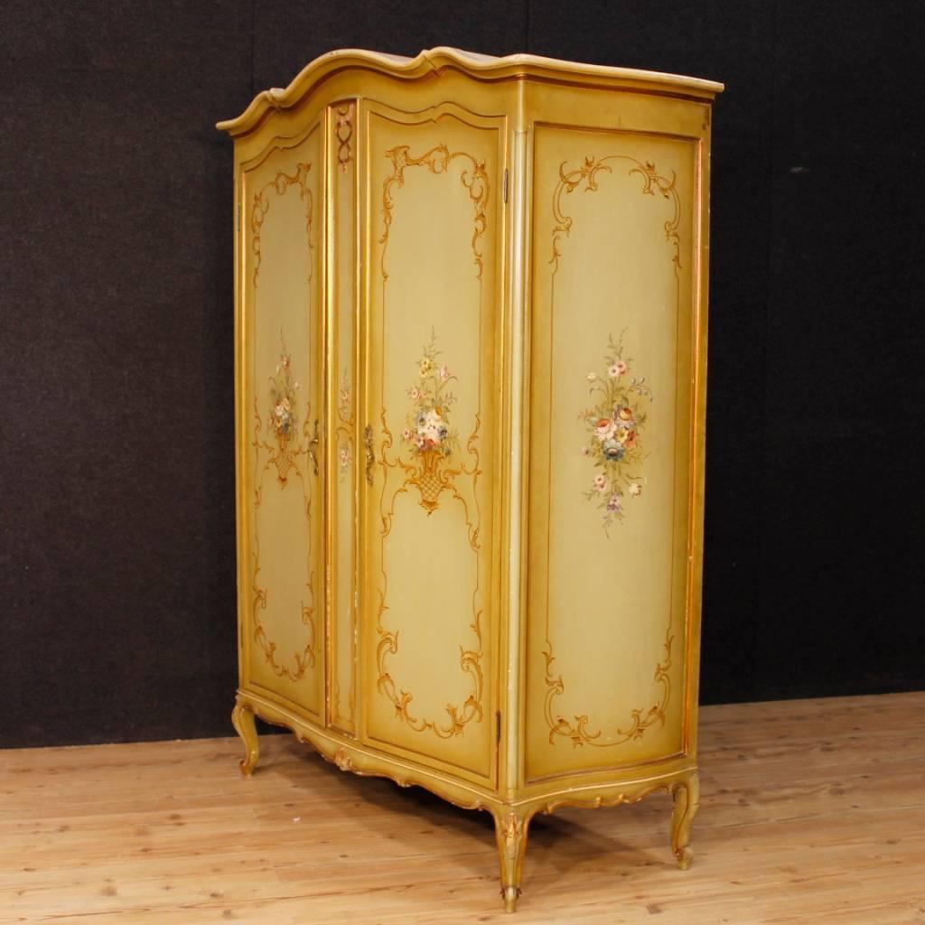 Venetian Wardrobe in Lacquered and Painted Wood from 20th Century 5