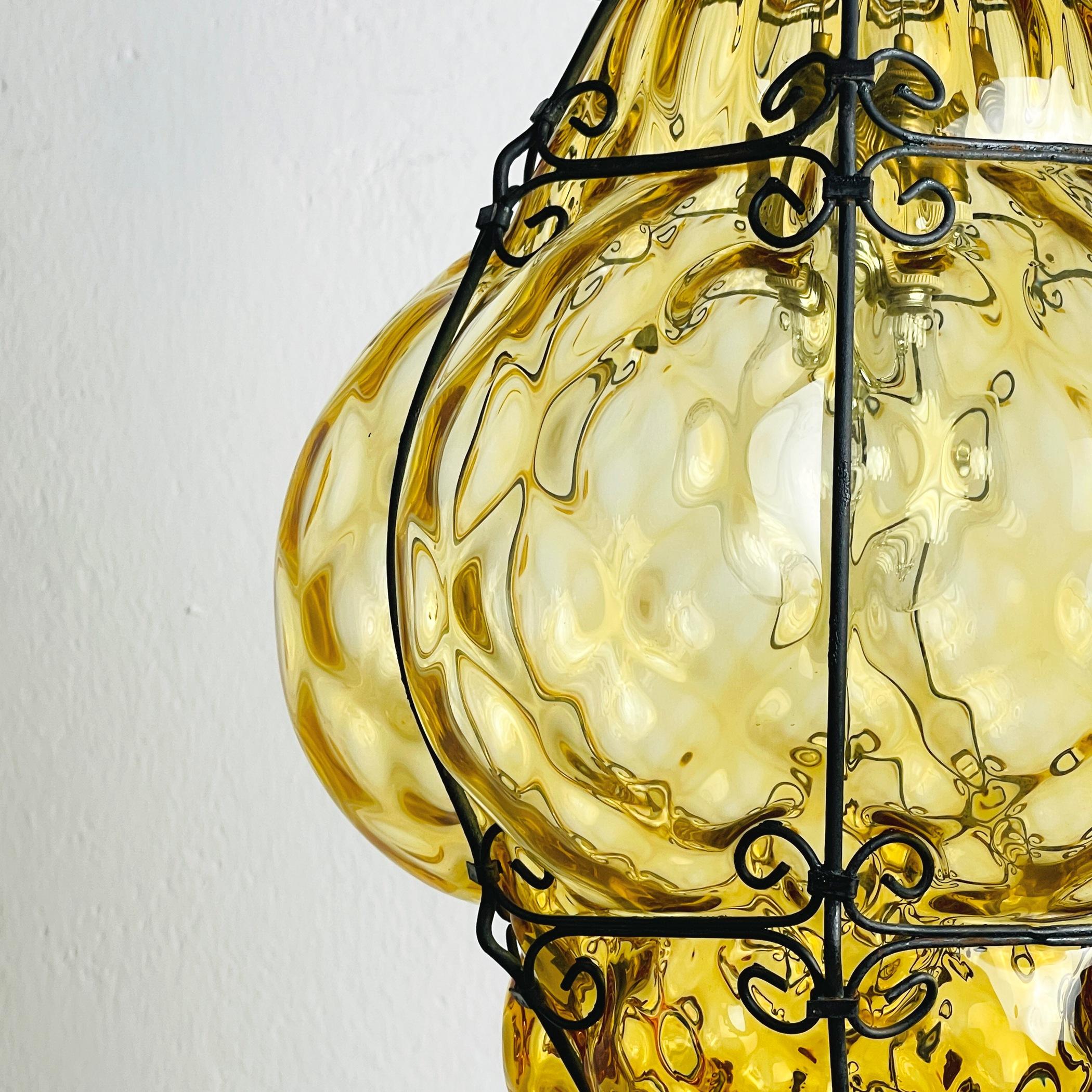 Venetian Yellow Murano Caged Glass Pendant Lamp, Italy 1940s 3