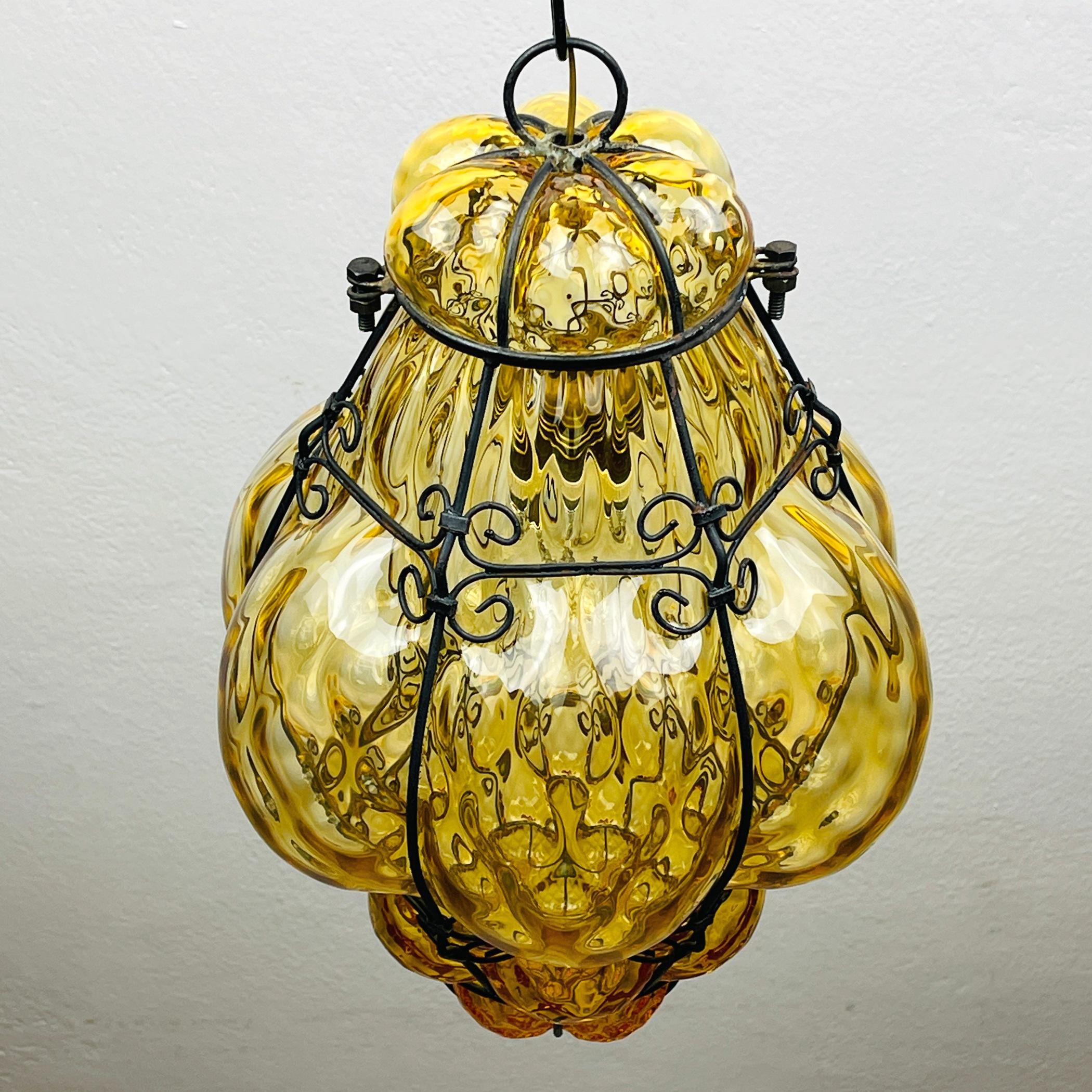 Venetian Yellow Murano Caged Glass Pendant Lamp, Italy 1940s 5