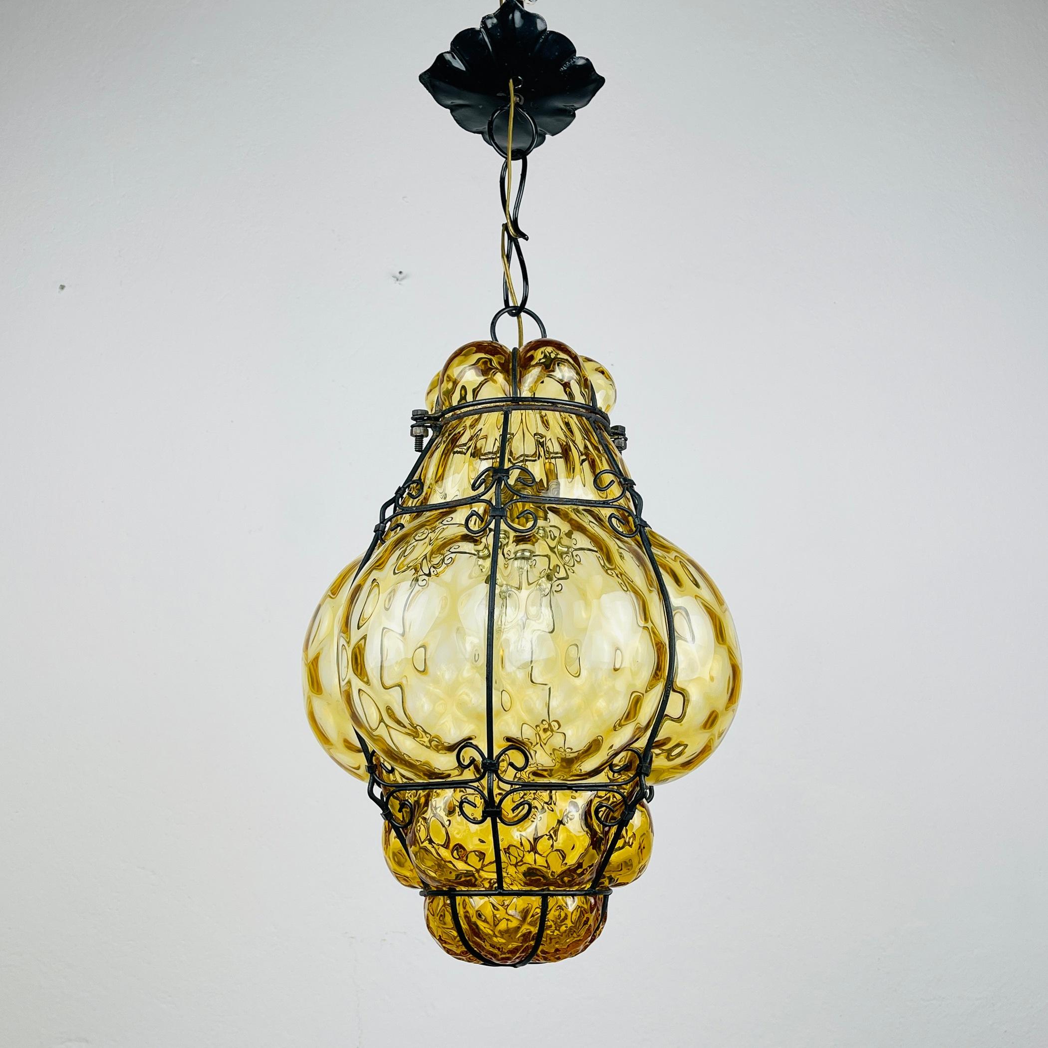 Venetian Yellow Murano Caged Glass Pendant Lamp, Italy 1940s 2