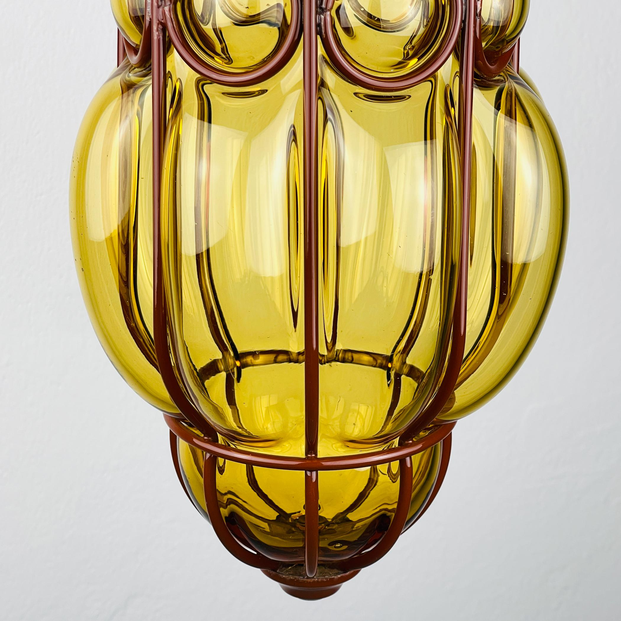 Venetian Yellow Murano Glass Caged Pendant Lamp, Italy 1940s In Good Condition In Miklavž Pri Taboru, SI