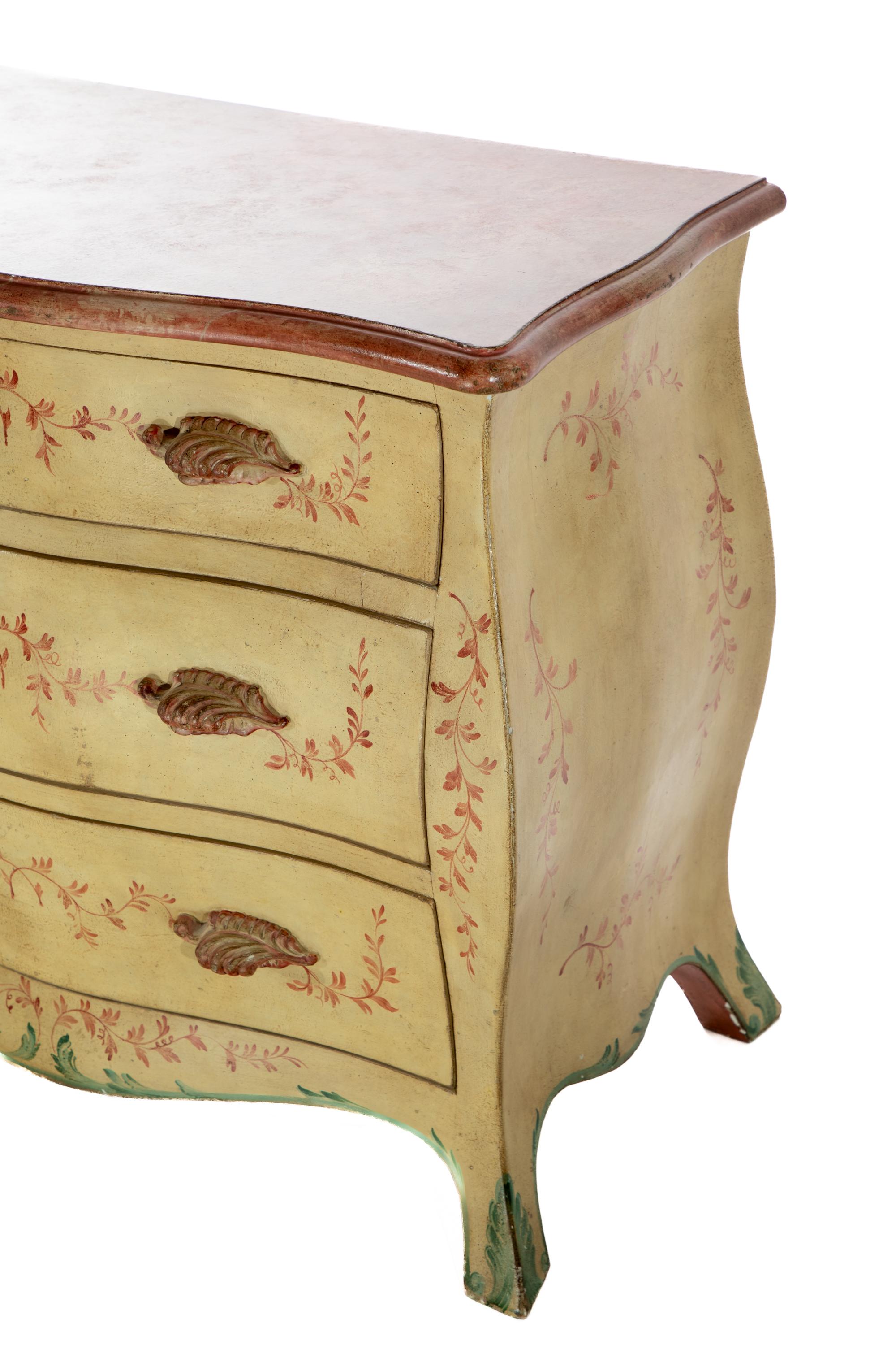 Beautiful Veneto chest by Patina (Italy)
Hand painted detail inside and out.  
