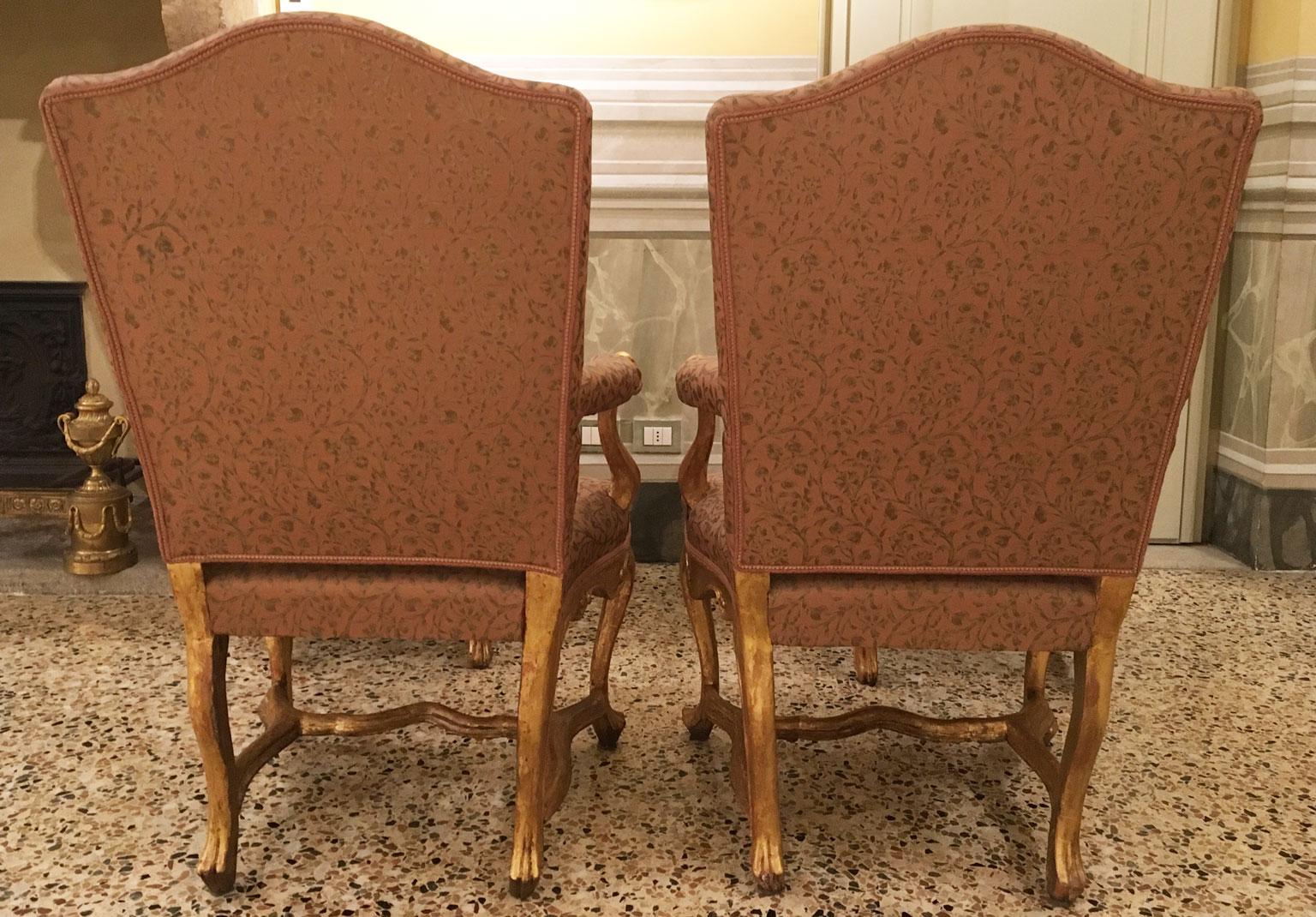 Venezia Italy Early 18th Century Set 5 Rococo Carved Giltwood Armchairs For Sale 11