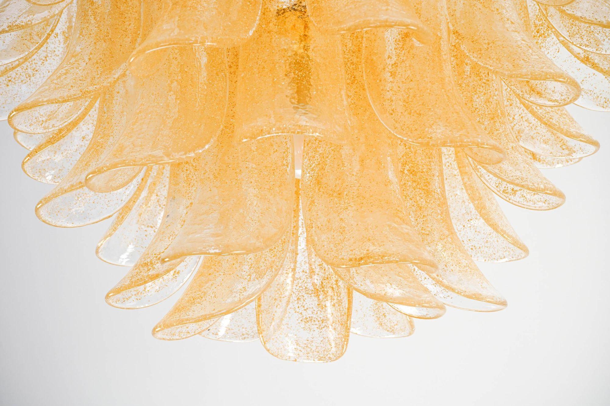 Veneziana 5 tiers chandelier. 41 Gold Pulegoso elements. Piattelli. US wiring For Sale 7