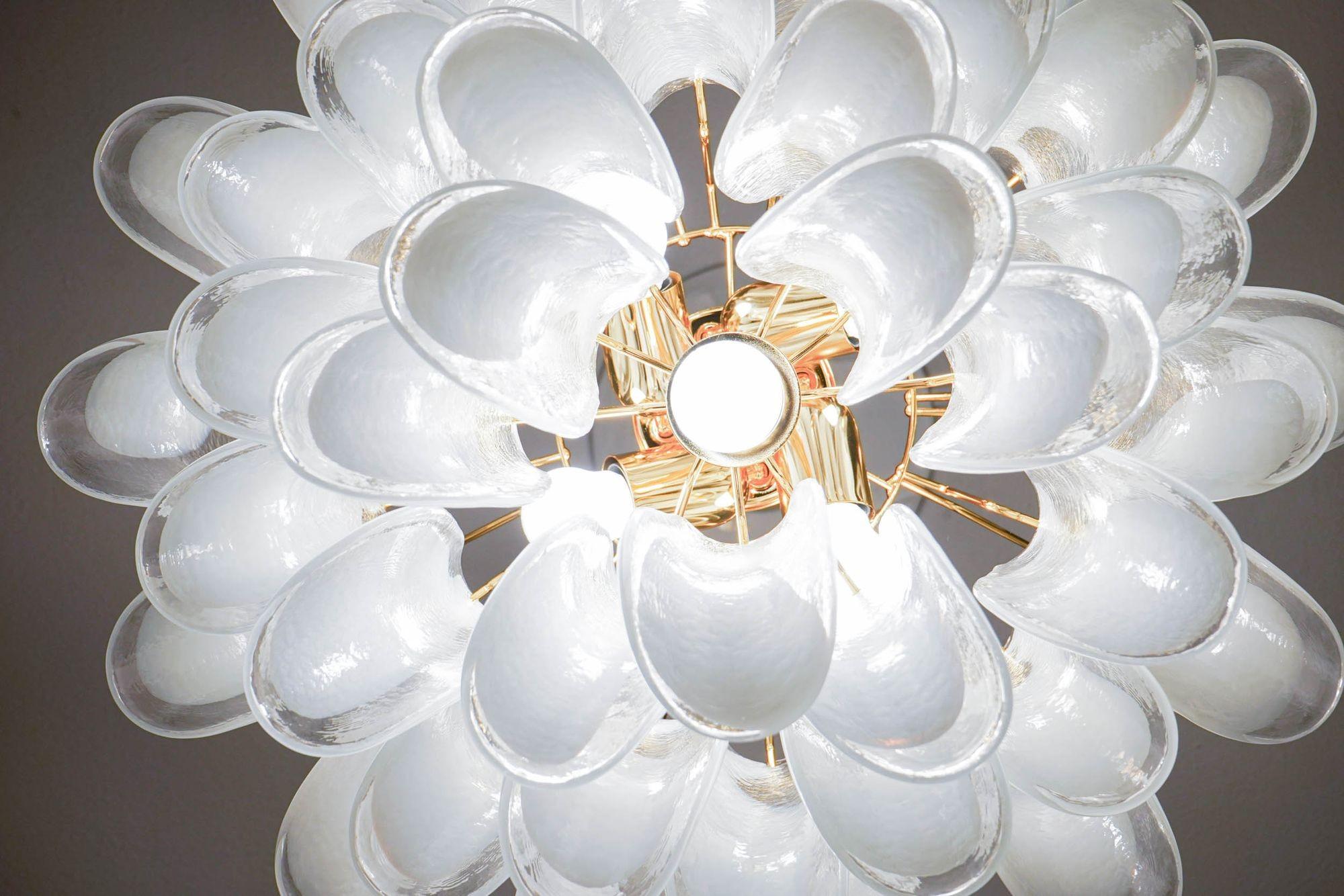 Veneziana 5 tiers chandelier, 41 Opaline glass elements by Piattelli. UL listed For Sale 7