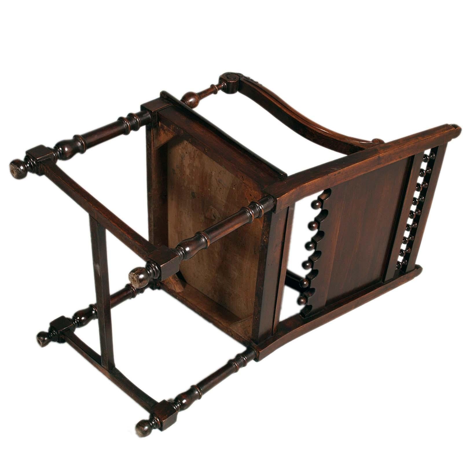 Sillones Venecia de Testolini Frères Estilo renacentista. Roble macizo, pulido a la cera en Bueno estado para la venta en Vigonza, Padua