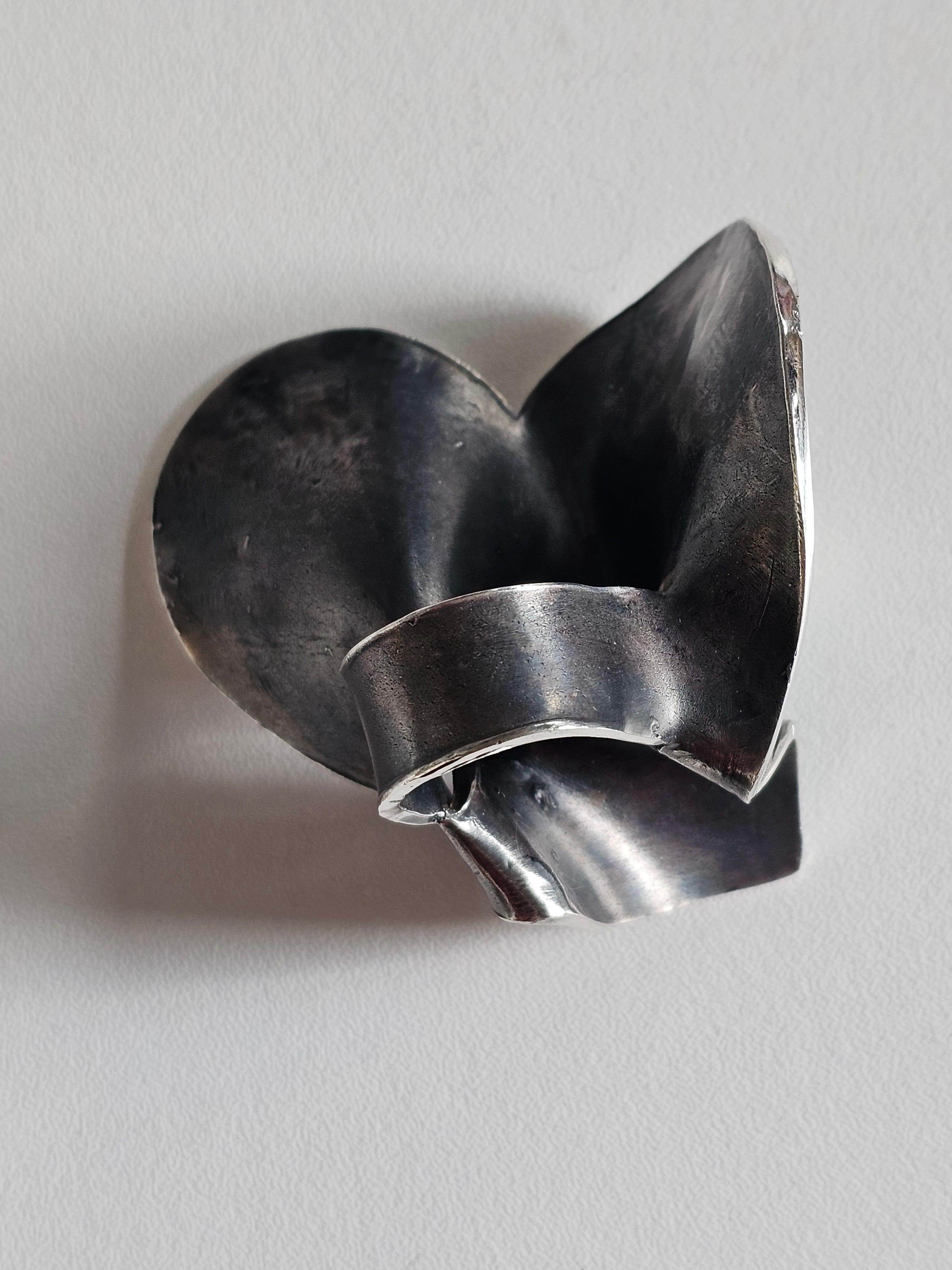 Alina Alamorean Venice Mask Sculptural Contemporary Statement Ring Black Silver For Sale 1