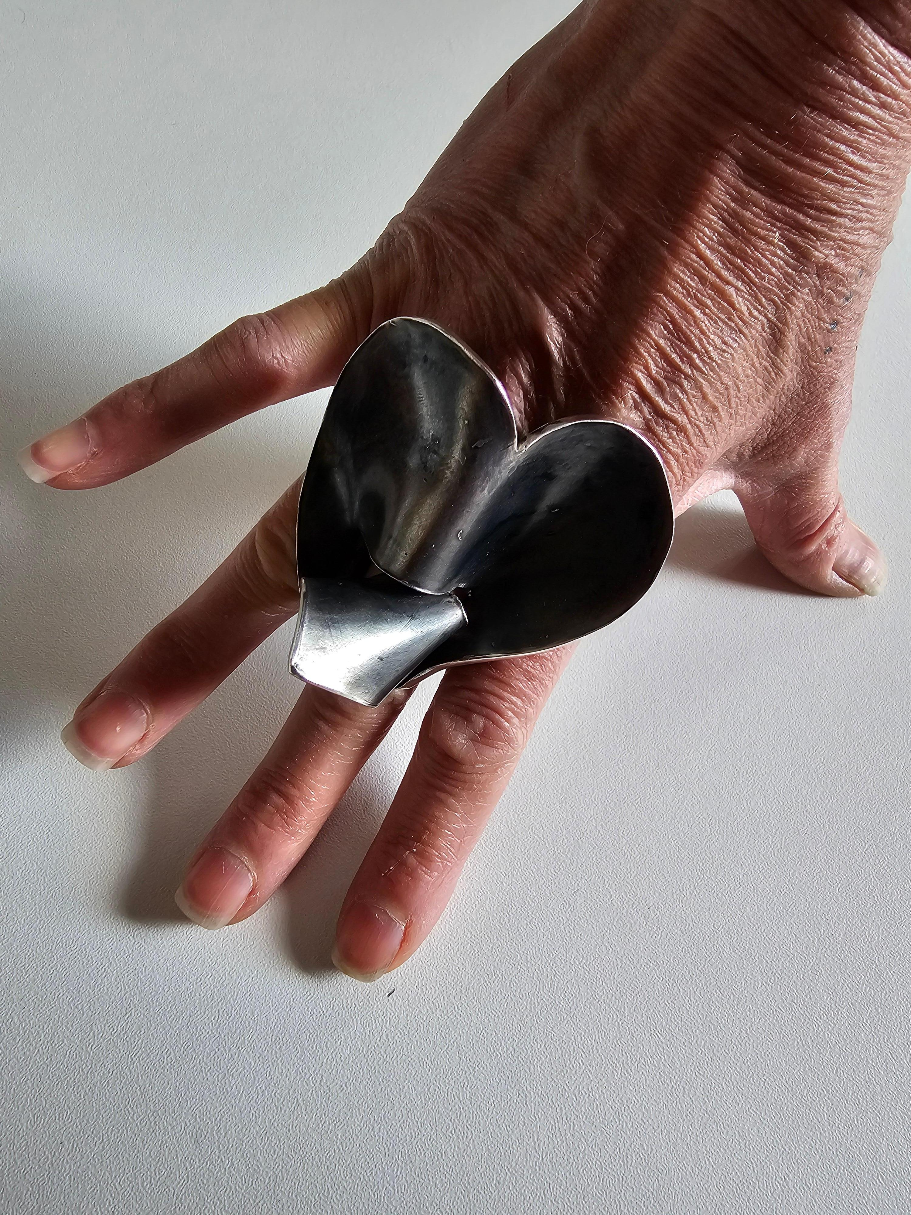 Alina Alamorean Venice Mask Sculptural Contemporary Statement Ring Black Silver For Sale 5