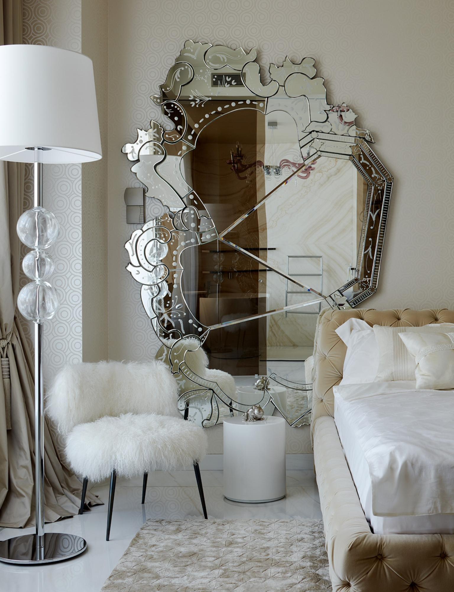 Laiton Miroir Venise -  Miroir vénitien laqué à la main - Boca do Lobo en vente