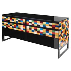 Wood Commodes and Chests of Drawers