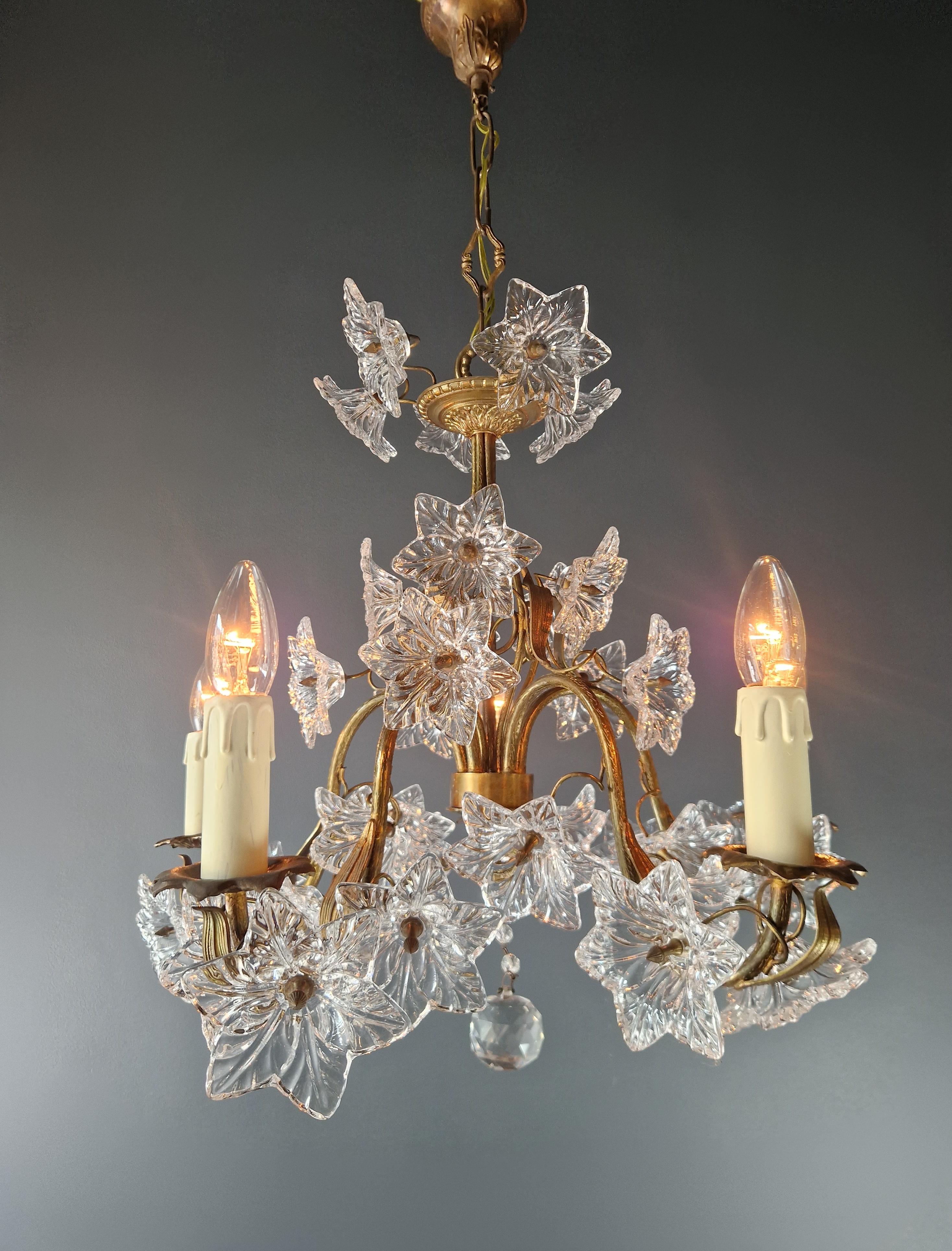 Italiano Lampadario Vintage Venice Lustre Antique Big Flower Glass Ottone in vendita