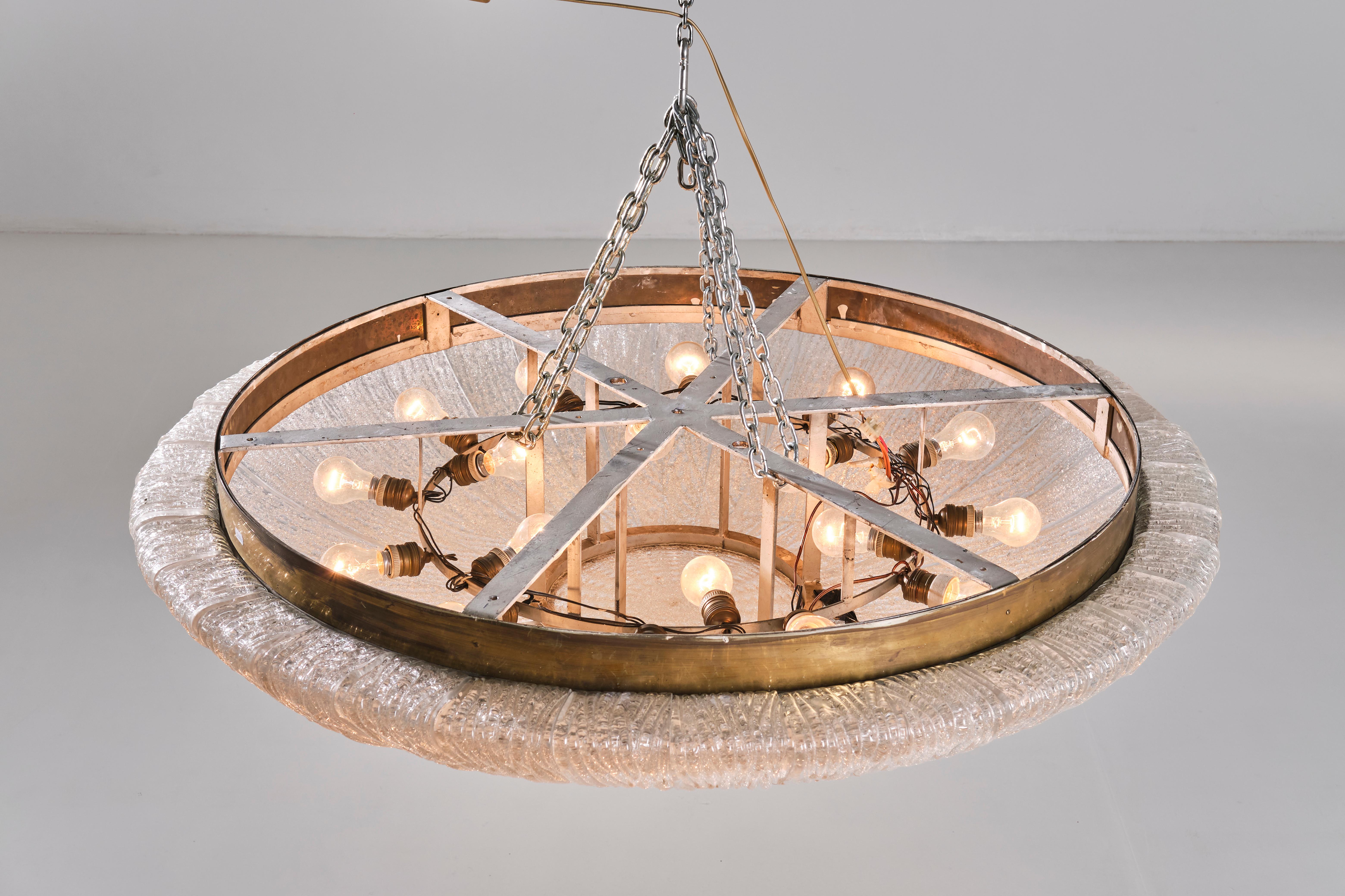 Venini 1940s Ceiling Lamp, Murano Corteccia Glass and Brass, Italian Design For Sale 6