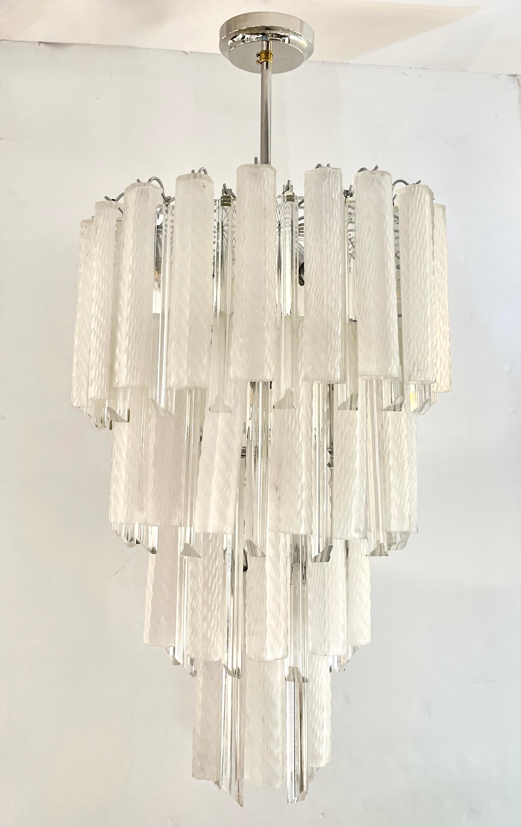 Venini 1960s Cylinder Crystal and White Murano Glass Round Chandelier on Nickel For Sale 6