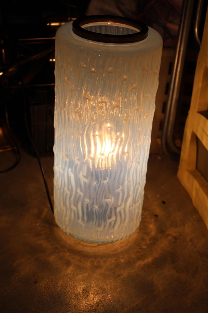 Venini 1960s Iridescent Murano Glass Cylinder Table Lamp Made in Italy, 1960s For Sale 5