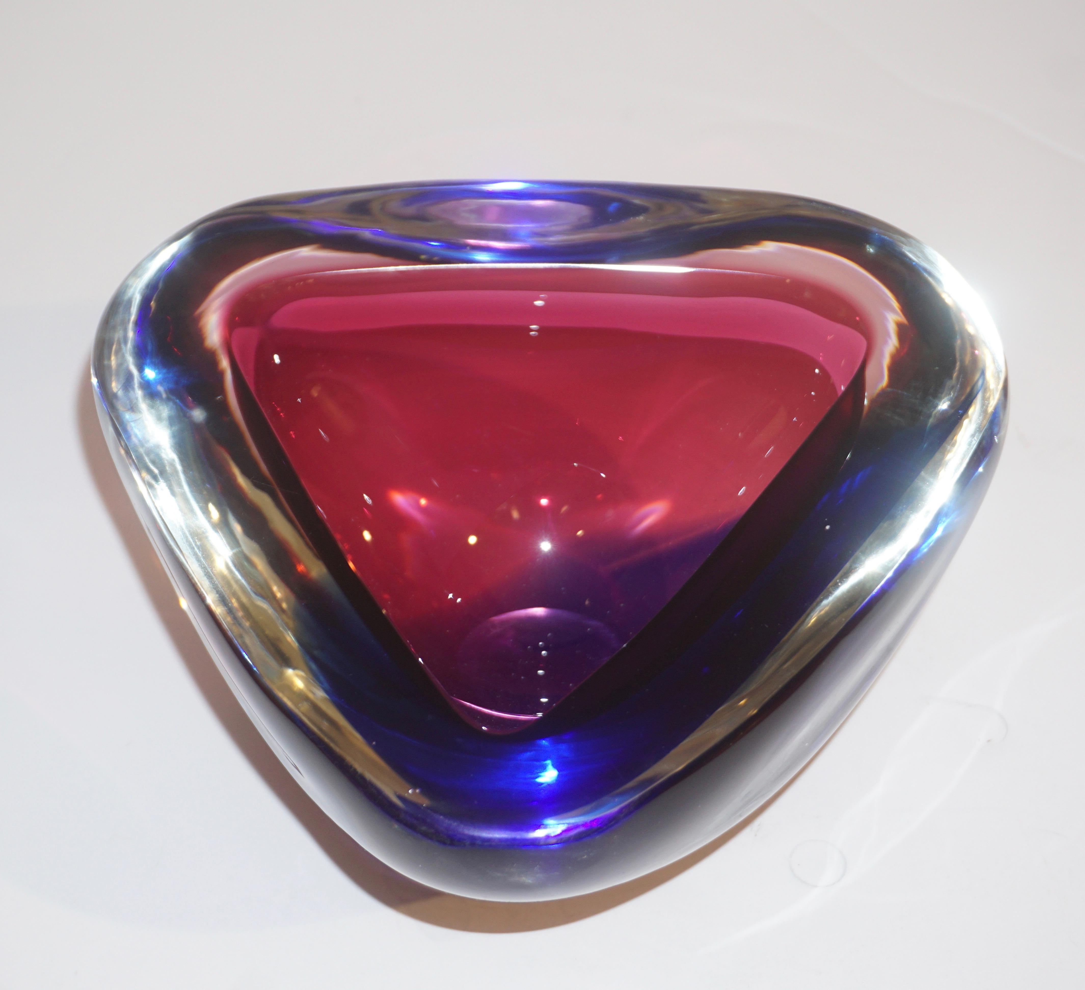 Hand-Crafted Venini 1970s Italian Murano Glass Triangular Magenta and Blue Murano Glass Bowl