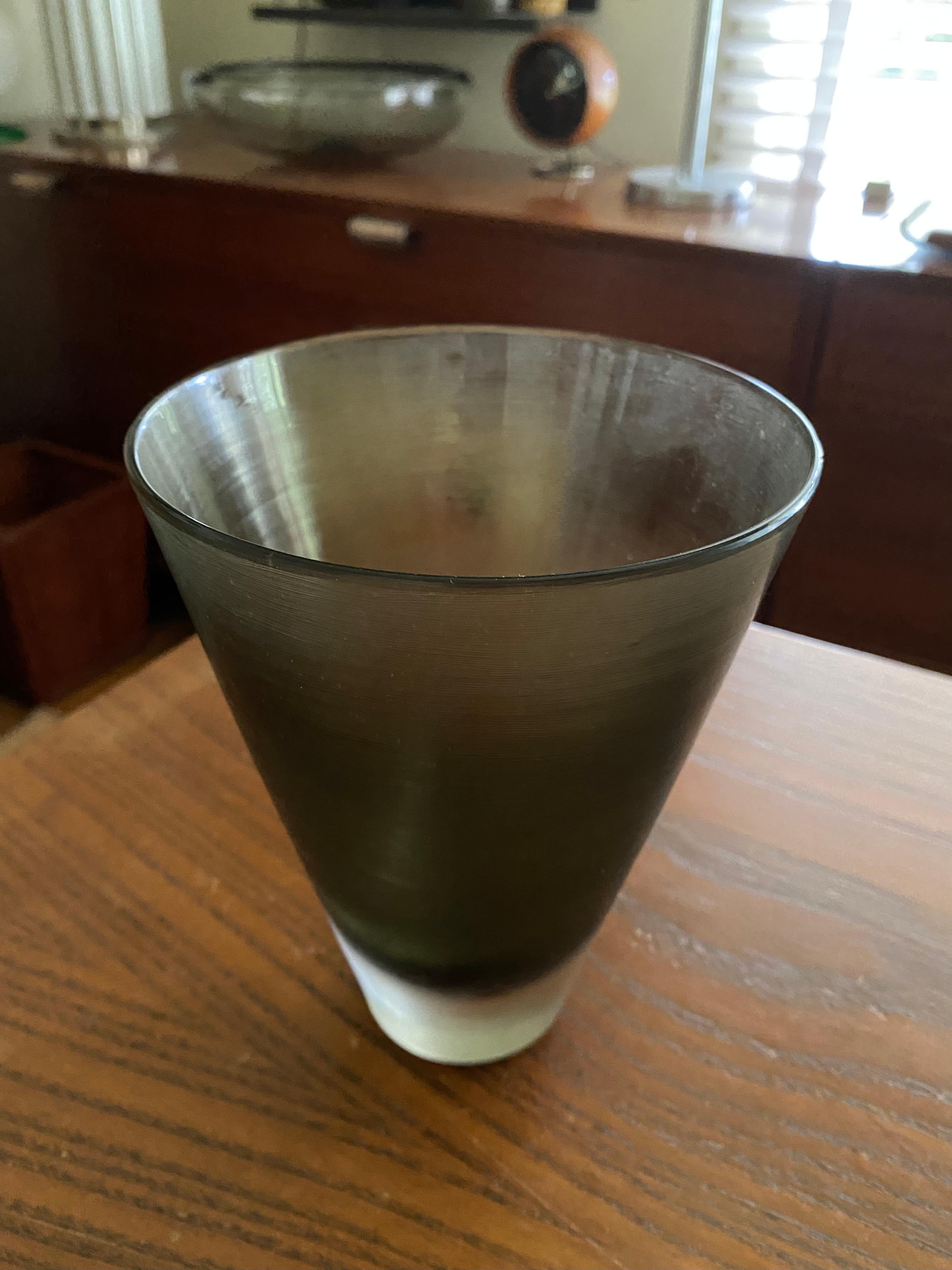 Venini Inciso Gray / Green Glass Vase, Three Line Acid Etched In Good Condition For Sale In Doraville, GA