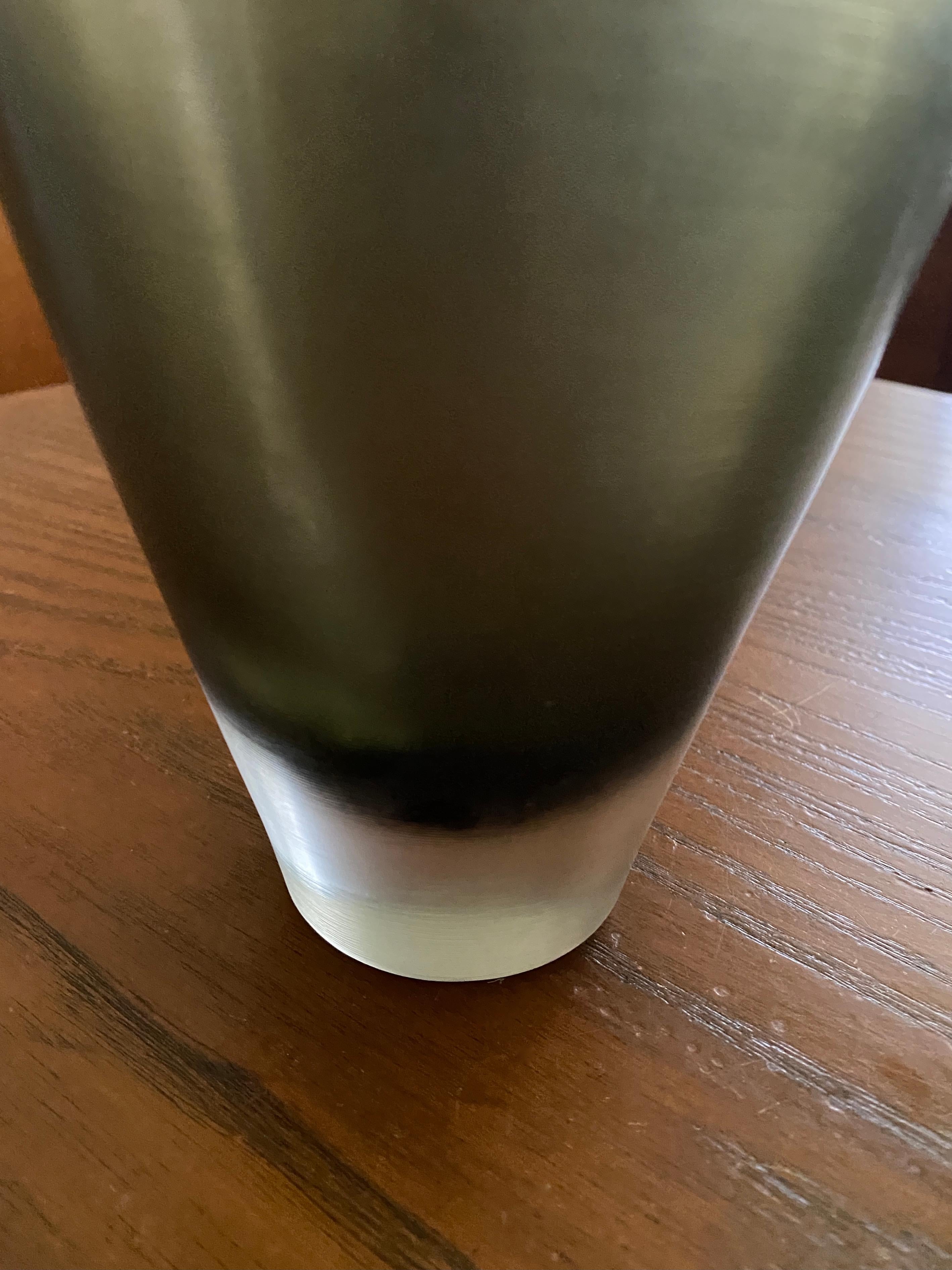 Venini Inciso Gray / Green Glass Vase, Three Line Acid Etched For Sale 1