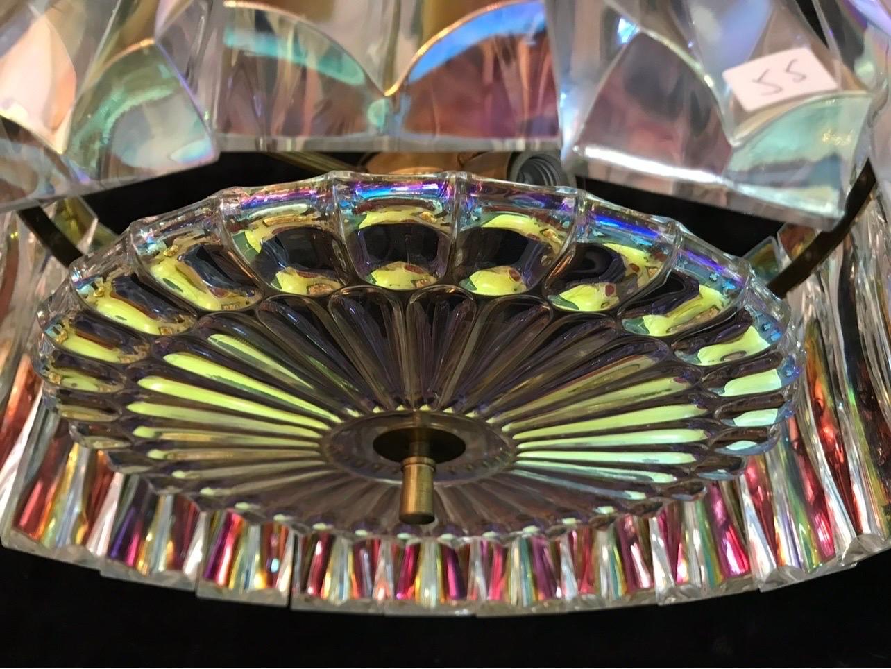 Venini attr Iridescent Glass Murano Chandelier with brass, Italy 1950 In Good Condition In La xara, VC