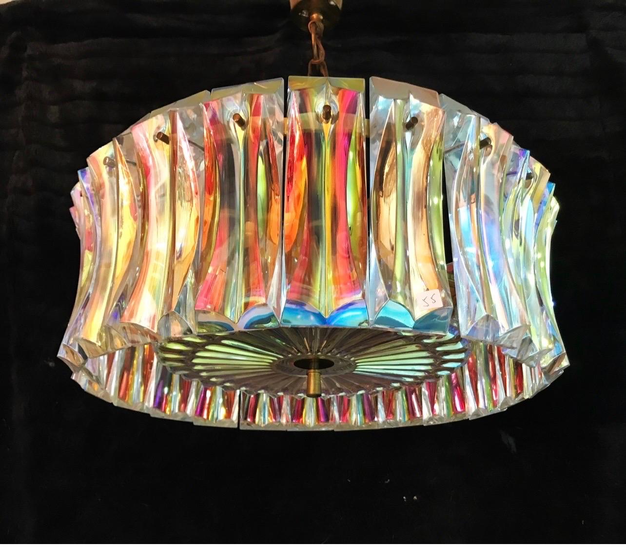 Late 20th Century Venini attr Iridescent Glass Murano Chandelier with brass, Italy 1950
