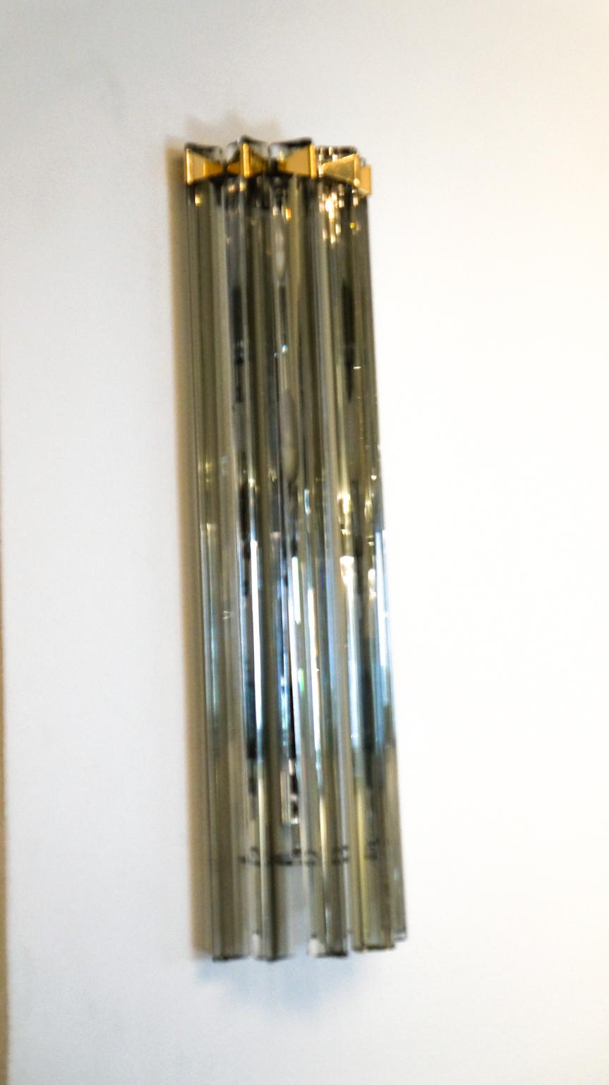 Venini Attributed Midcentury Modern Grey Two of Murano Glass Triedri Sconces For Sale 8
