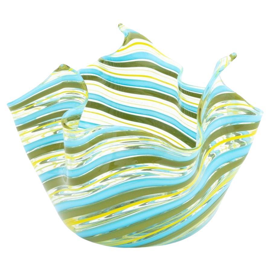 Venini Attr. Vaso a fazzoletto in vetro artistico di Murano in vendita