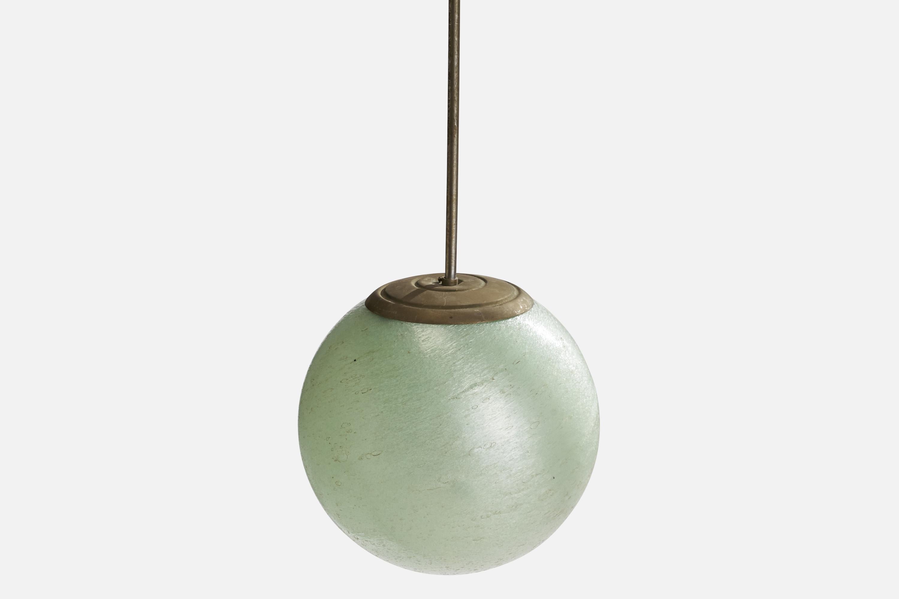 Italian Venini Attribution, Pendant, Brass, Pulegoso Glass, Italy, 1930s For Sale