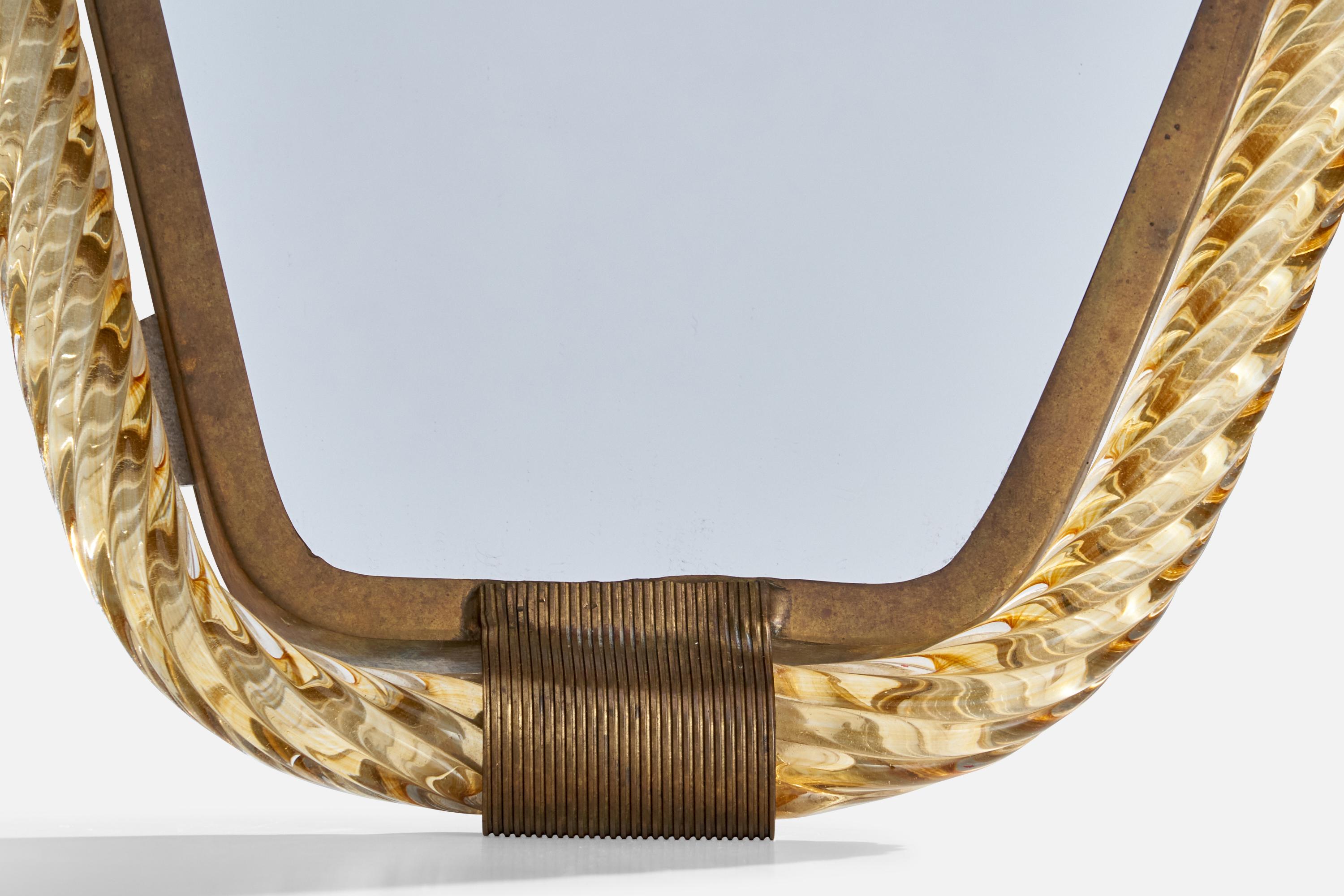 Venini Attribution, Specchio da tavolo, vetro di Murano giallo, ottone, Italia, anni '40 in vendita 1