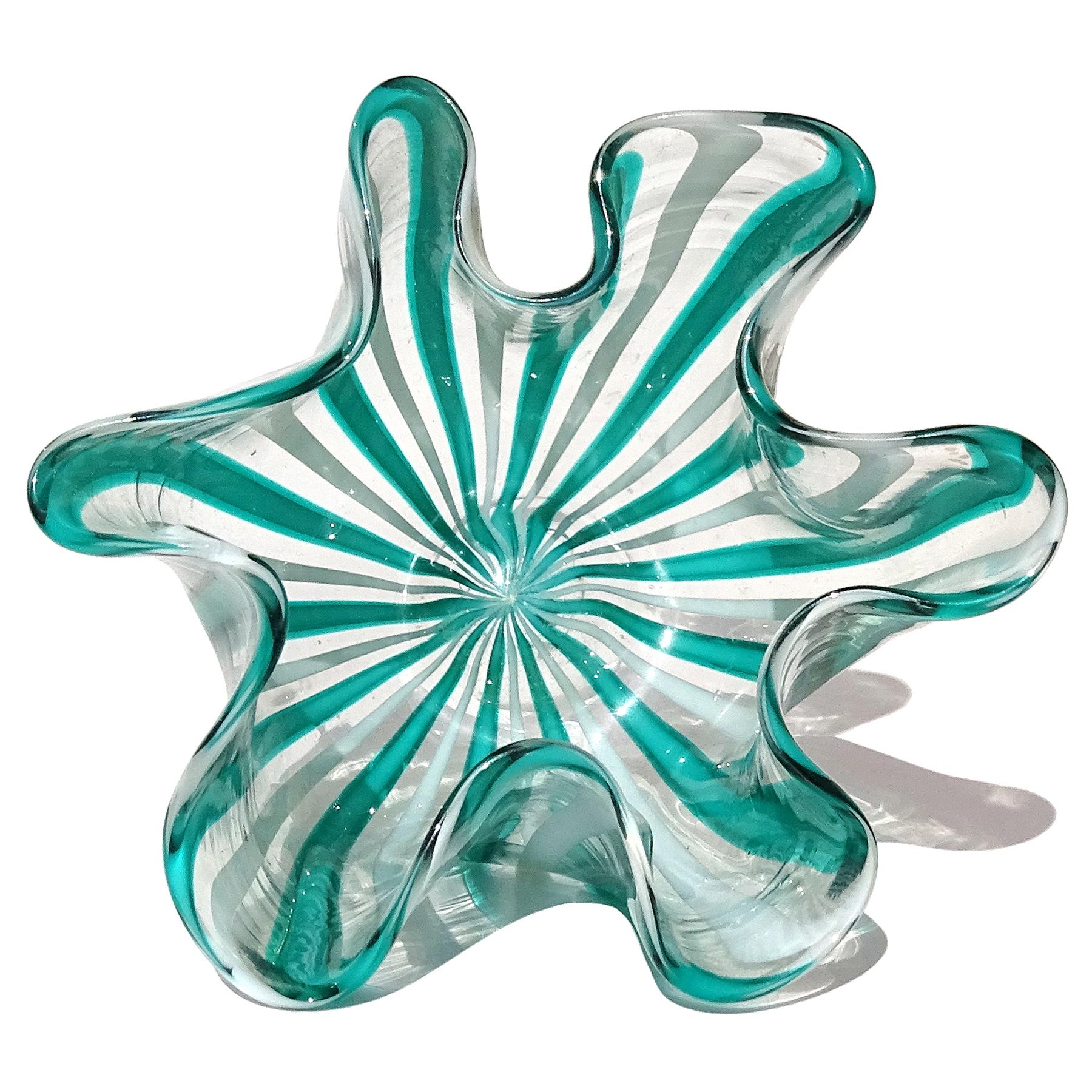 Venini Bianconi Murano Teal White Ribbons Italian Art Glass Fazzoletto Vase In Good Condition For Sale In Kissimmee, FL