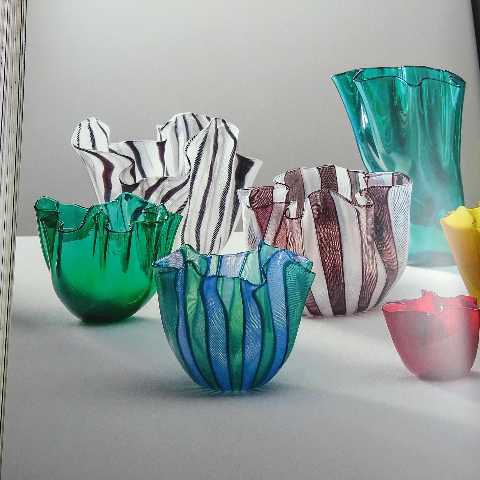 Venini Bianconi Murano White Purple Zanfirico Italian Art Glass Fazzoletto Vase 4