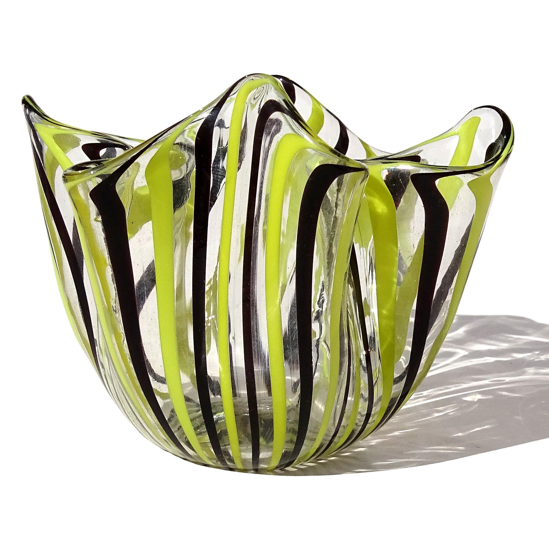 Venini Bianconi Murano Gelb Schwarze Bänder Italienisches Kunstglas Fazzoletto Vase (Moderne der Mitte des Jahrhunderts) im Angebot