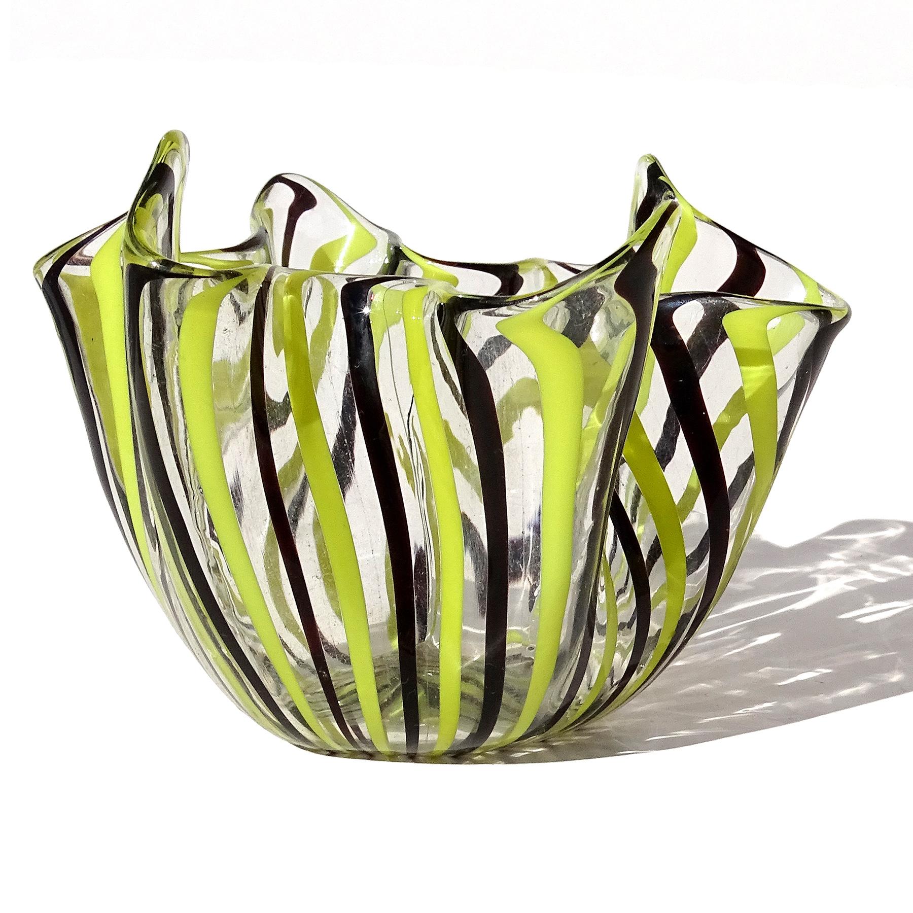 Venini Bianconi Murano Gelb Schwarze Bänder Italienisches Kunstglas Fazzoletto Vase (Handgefertigt) im Angebot
