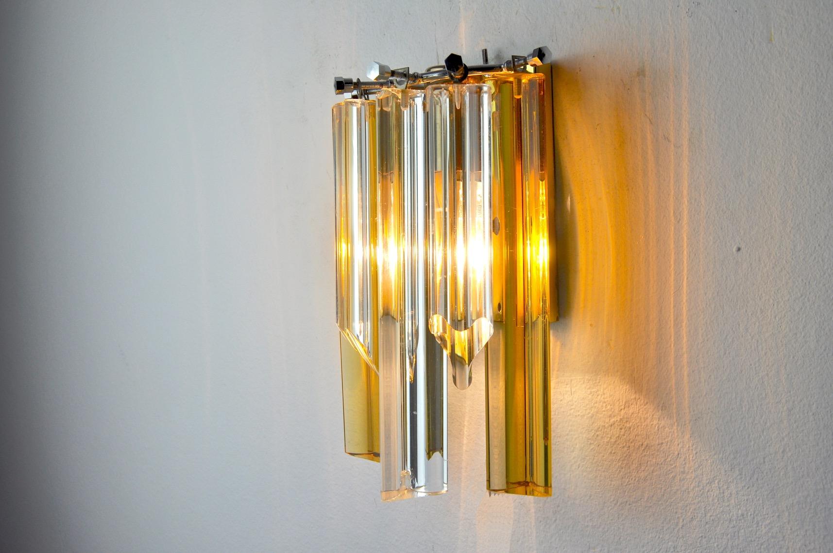 Lámpara de pared Venini Bicolor, Italia, 1970 Cristal en venta