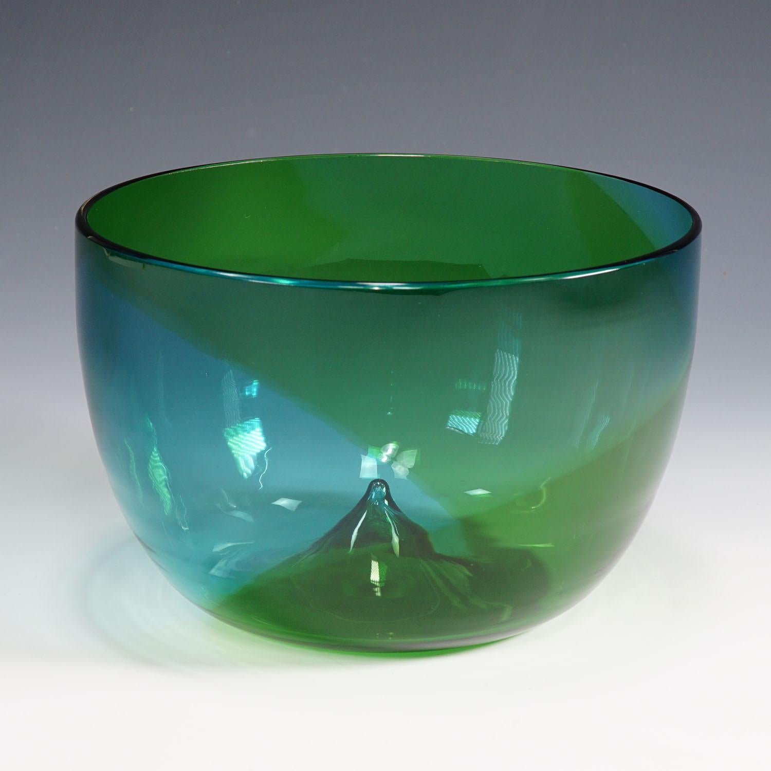 Italian Venini Bowl 'Coreano', Designed by Tapio Wirkkala in 1966 For Sale