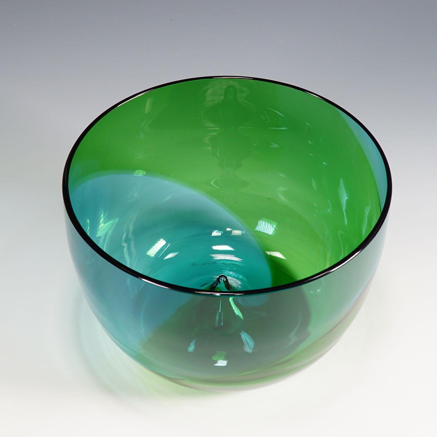 Venini Bowl 'Coreano', Designed by Tapio Wirkkala in 1966 In Good Condition For Sale In Berghuelen, DE