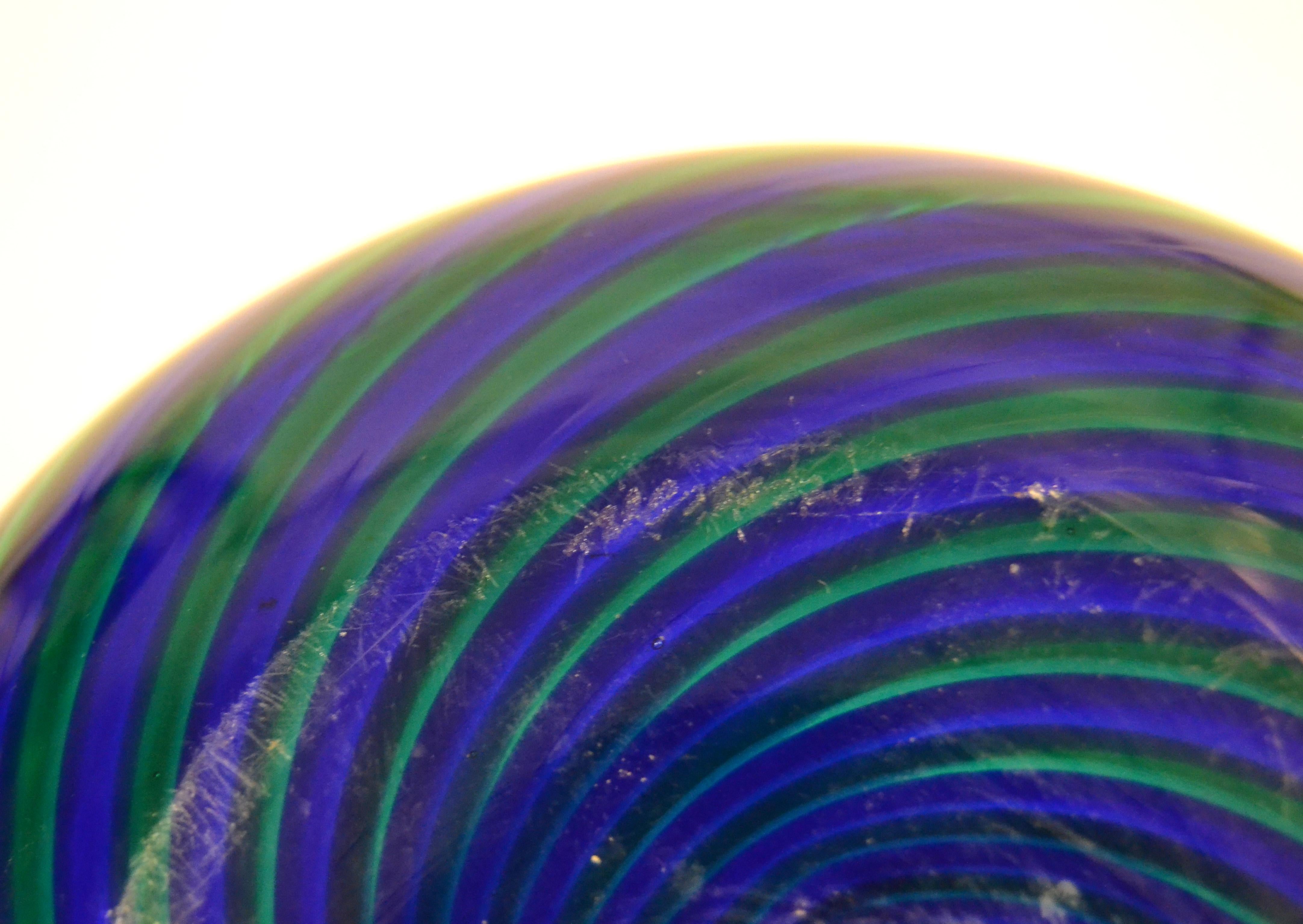 Venini Bulgarov 1970 Vaso in vetro soffiato di Murano a righe blu e verdi, Italia in vendita 4