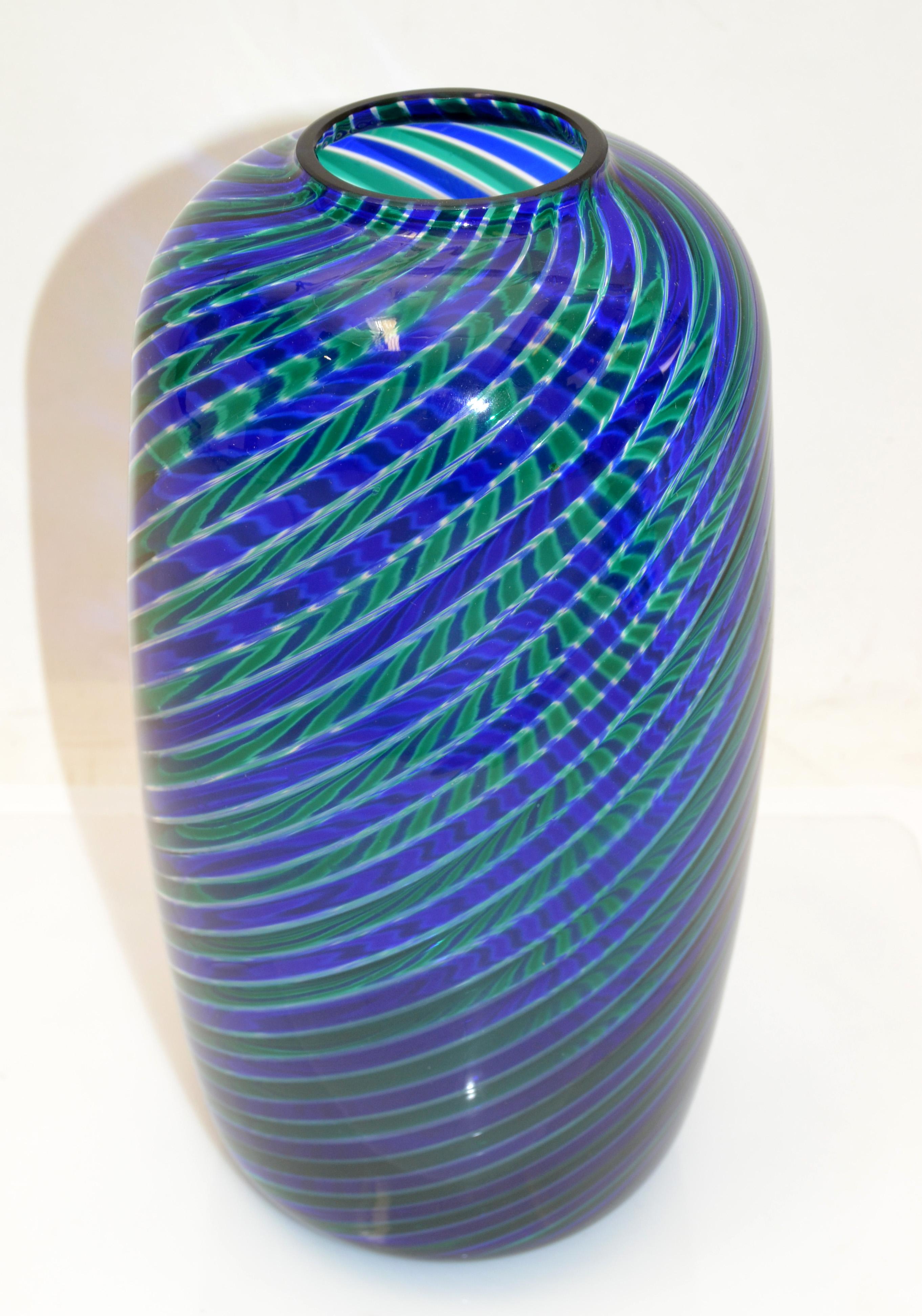 Venini Bulgarov 1970 Blue & Green Color Striped Blown Murano Glass Vase, Italy In Good Condition For Sale In Miami, FL