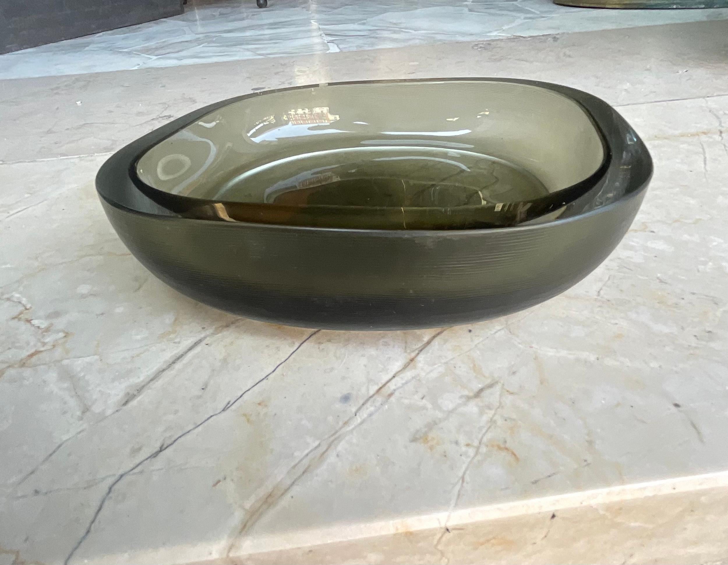 VENINI - CARLO SCARPA - Geschmiedetes Glas - signiert auf Säure . (Italian) im Angebot