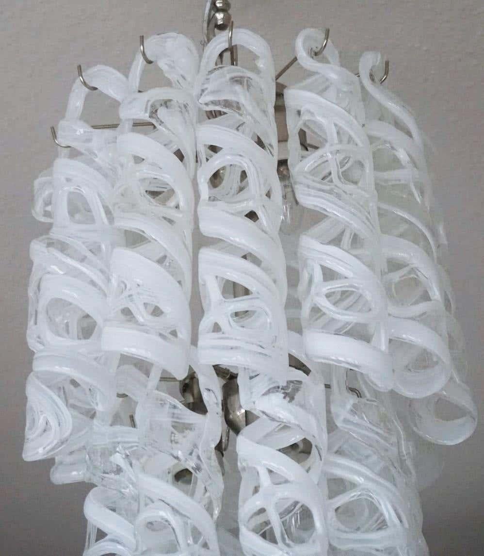 Venini Murano Glas Sechs-Licht-Kronleuchter, Italien, 1960er Jahre im Zustand „Gut“ im Angebot in Frankfurt am Main, DE