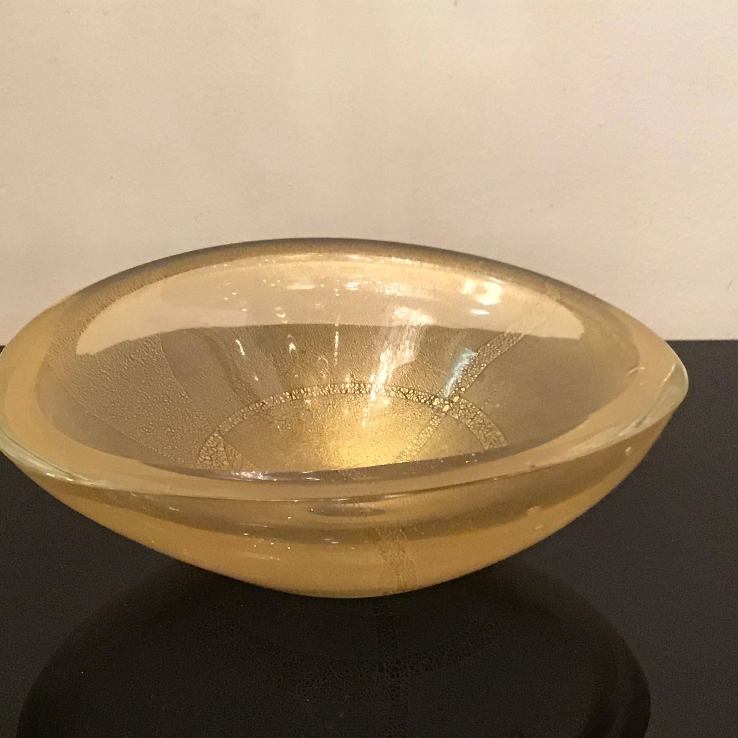 Venini Centerpiece Murano Glass Gold 1950 Italy For Sale 8
