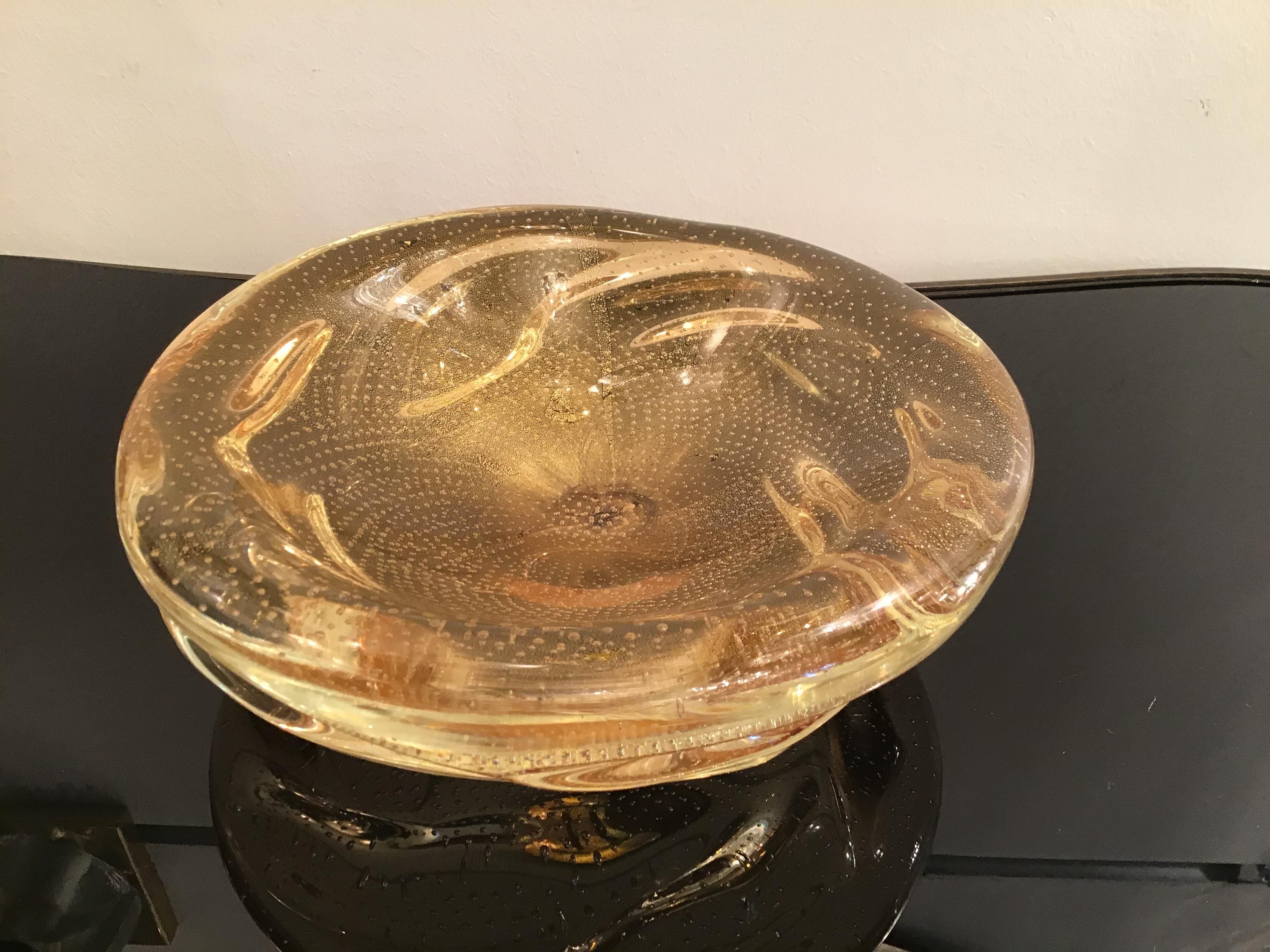 Venini Centerpiece/Pocket Emptier Murano Glass Gold, 1950, Italy For Sale 3