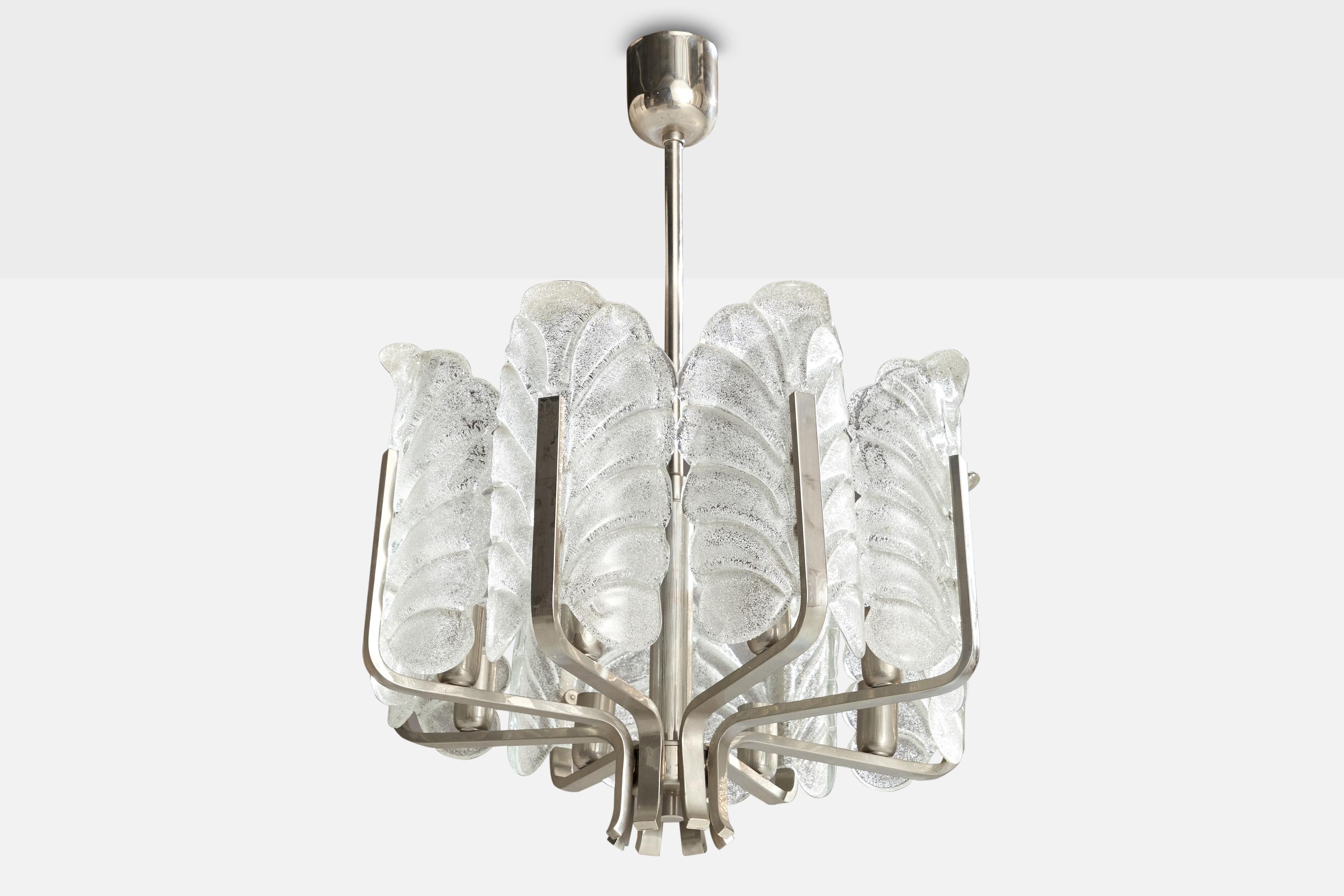 A metal and blown Murano glass chandelier produced by Venini, Italy, c. 1950s.

With manufacturer label.

Dimensions of canopy (inches): 3