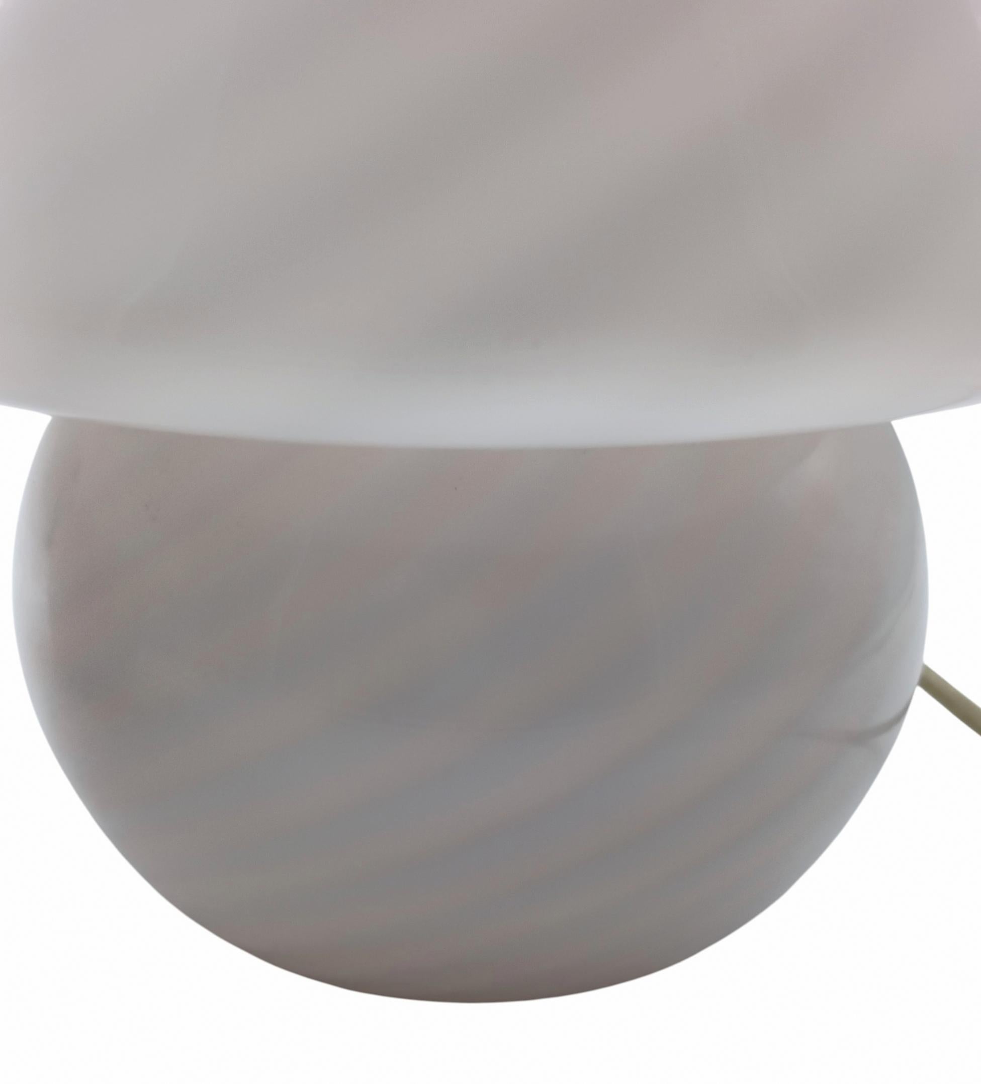 Da Italia Coppia di Lampade da Tavolo a Fungo in Vetro di Murano, Italia 1970s Bon état - En vente à Naples, IT