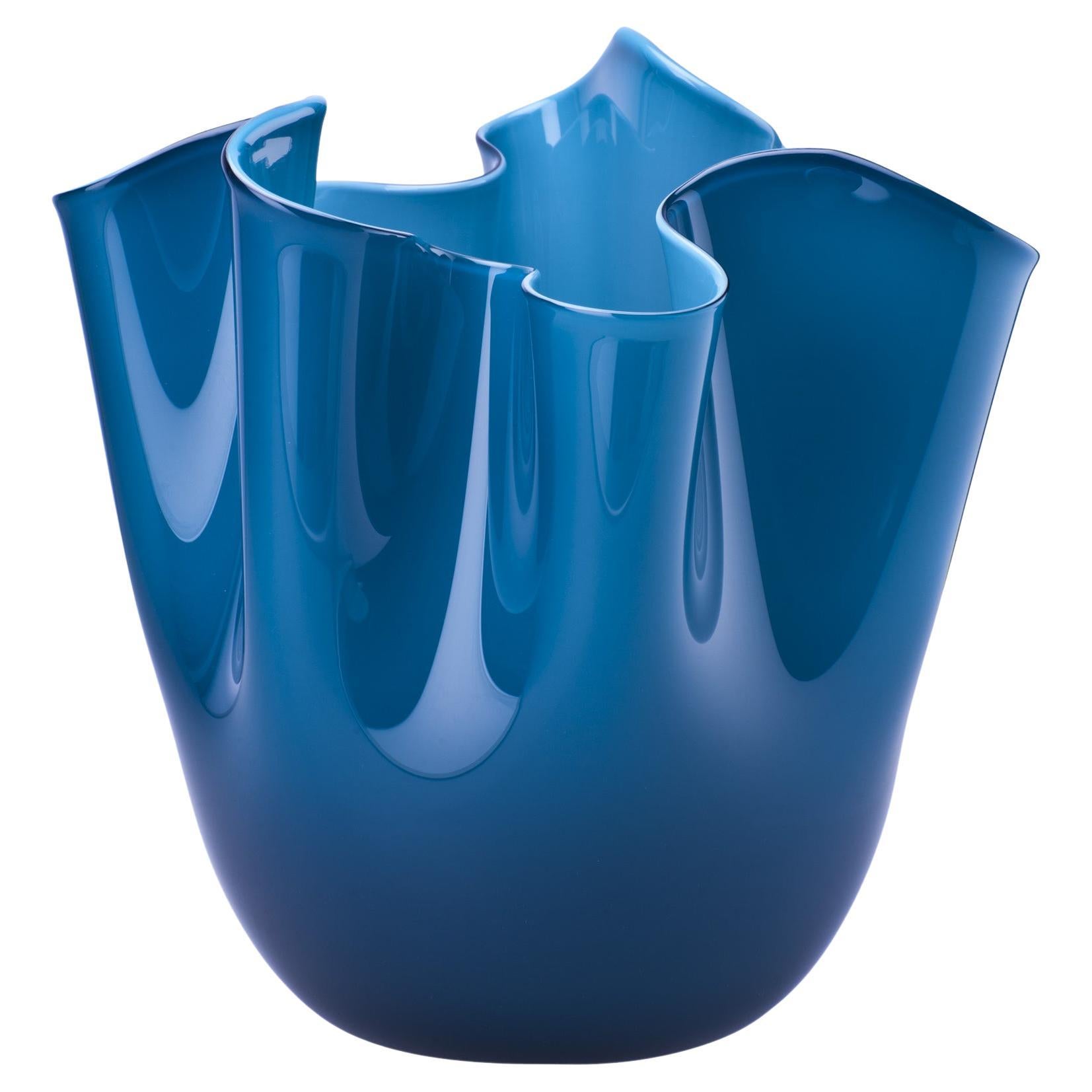 Venini Fazzoletto Opalino, mittelgroße Vase aus Muranoglas in Horizon im Angebot